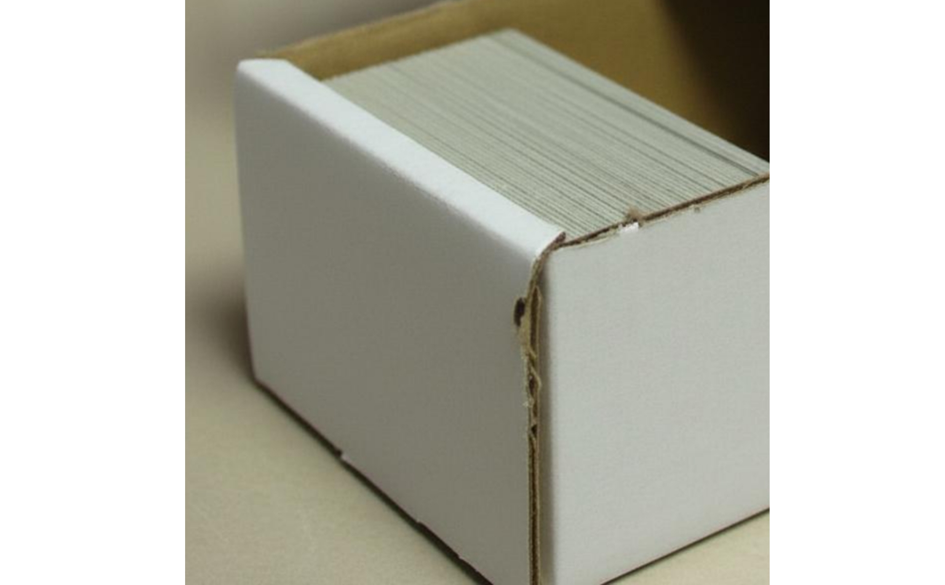Trading Card Storage Box Large Capacity Corrugated Cardboard Card Box for Gamers