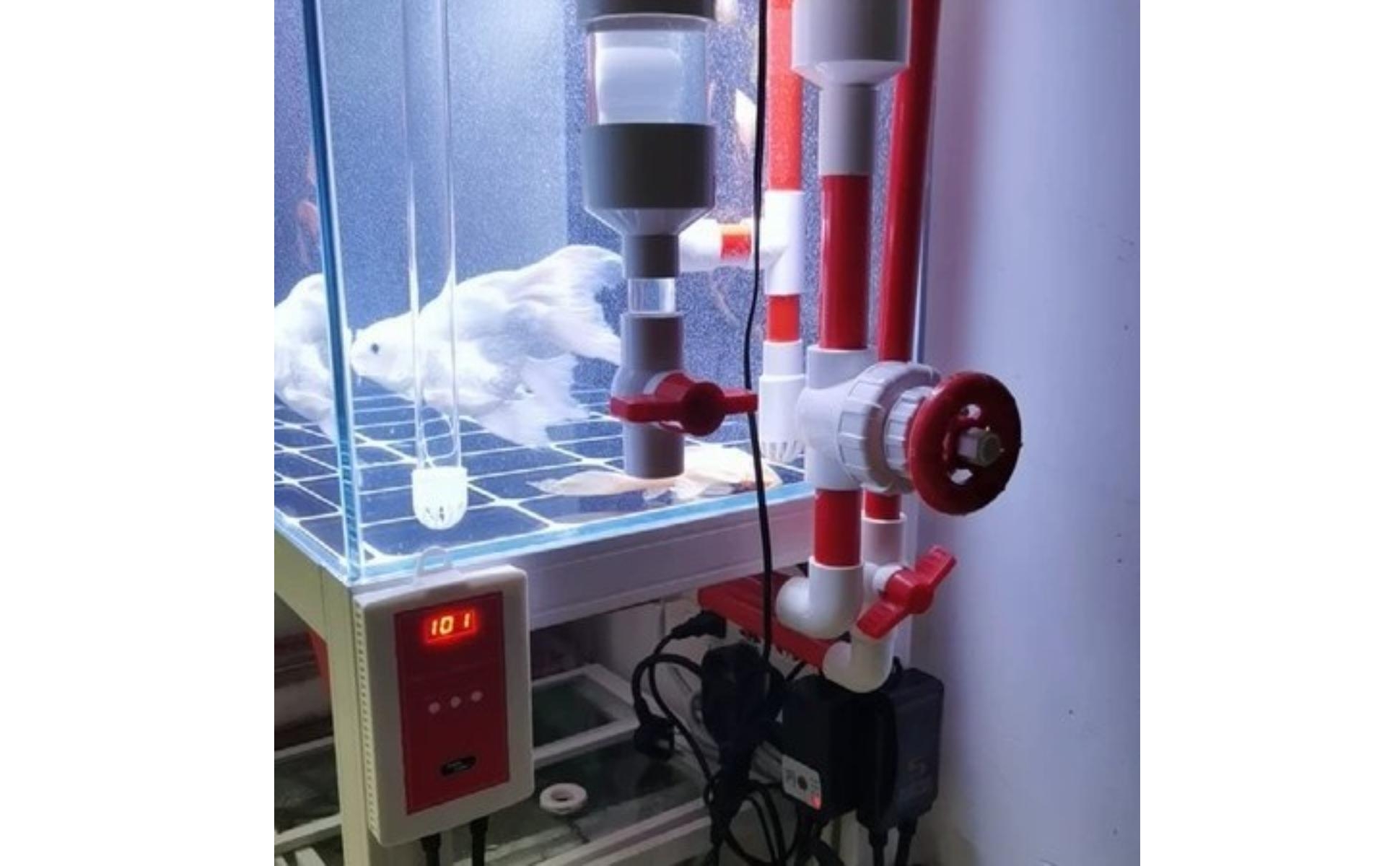 Aquarium Gate Valve Red Handwheel PVC Gate Valve Compact