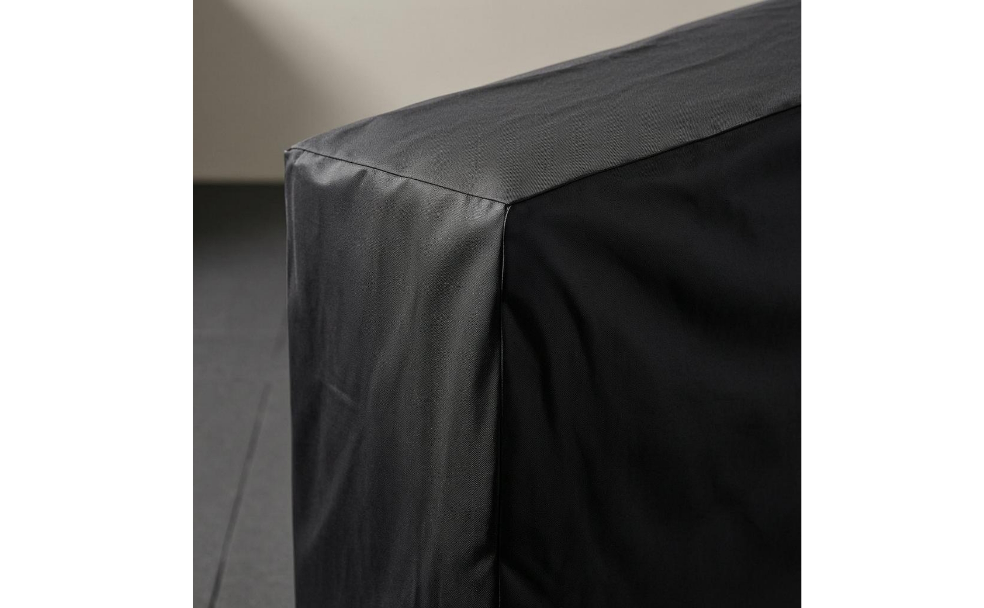 Shielding Dust Cover Black Exercise Equipment Cover Stitched Seams