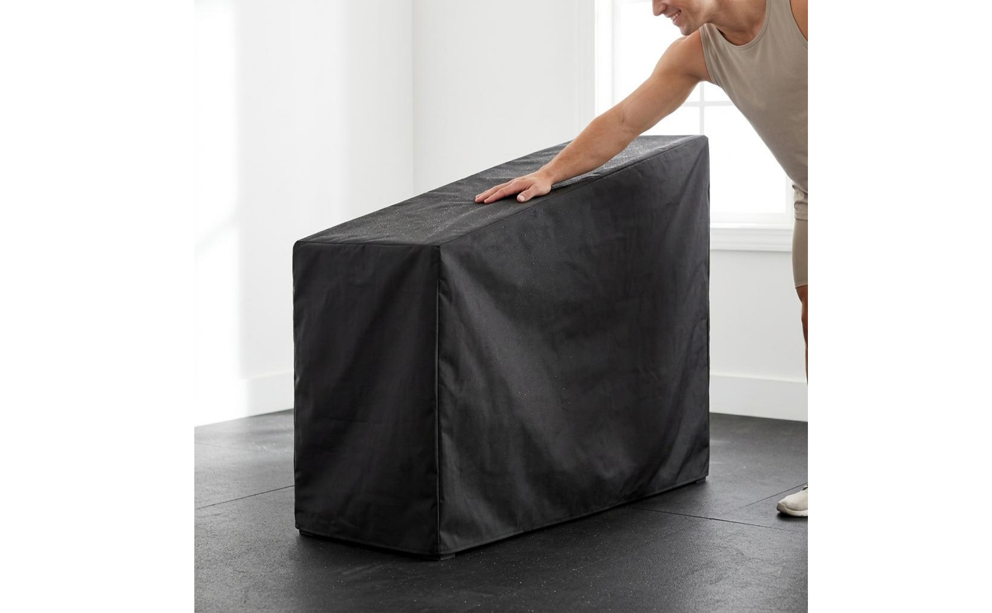 Shielding Dust Cover Black Exercise Equipment Cover Stitched Seams