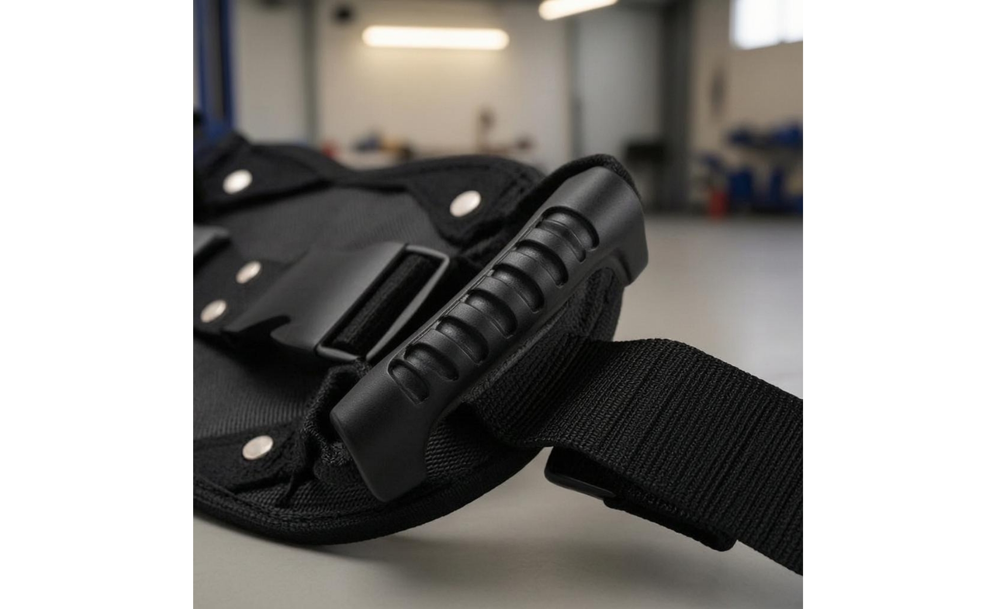 Padded Grip Belt Buckle Closure Motorcycle Rear Seat Safety Belt for Motorcycles