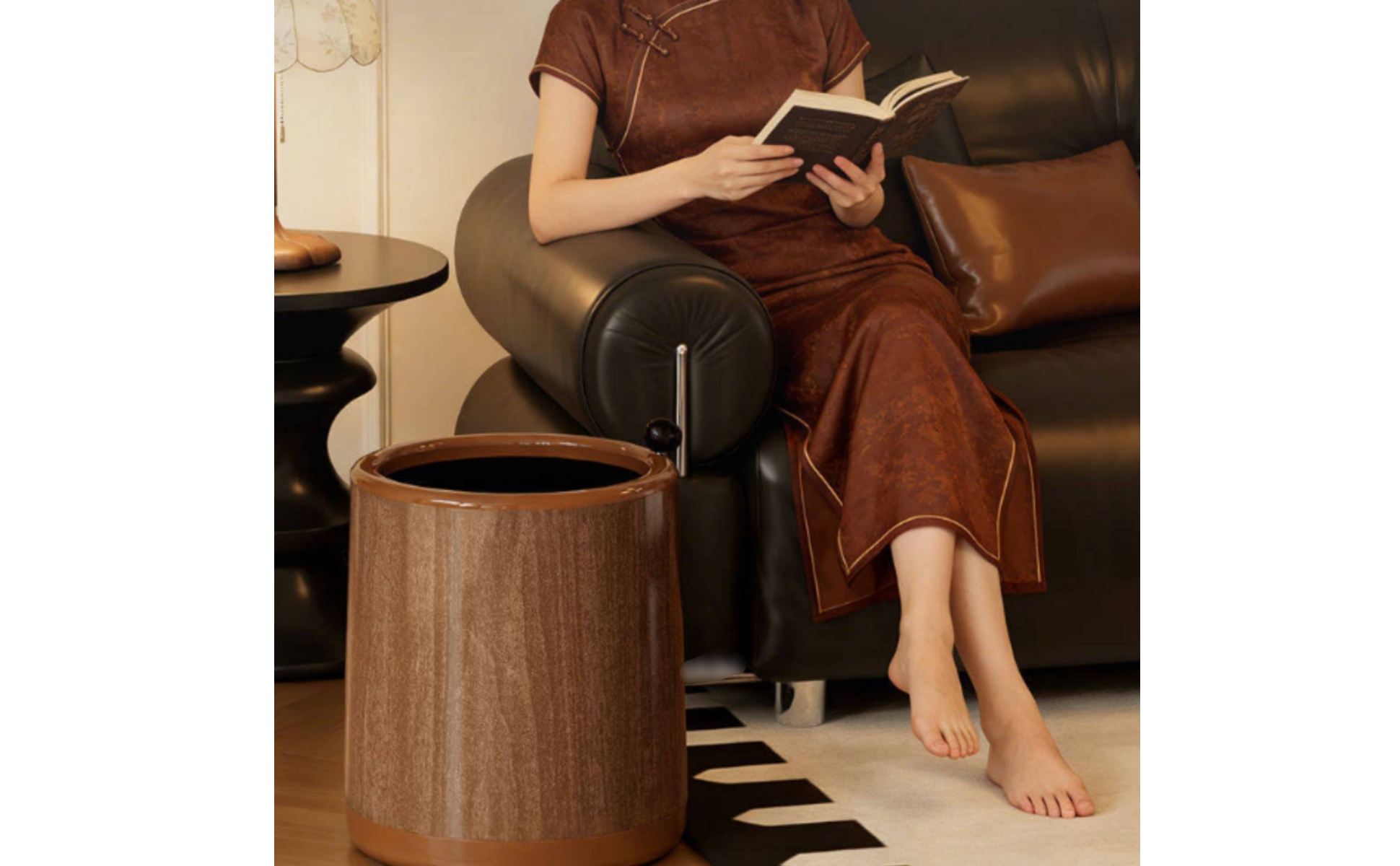 Wood-Grain Trash Can Glossy Wood Grain Trash Can Brown for Home