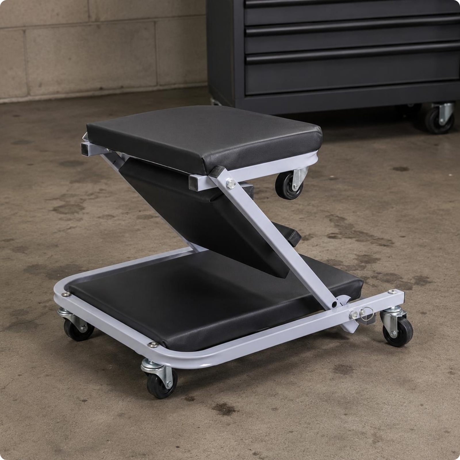 Z-Shaped Creeper Cushioned Foldable Repair Stool for Mechanics