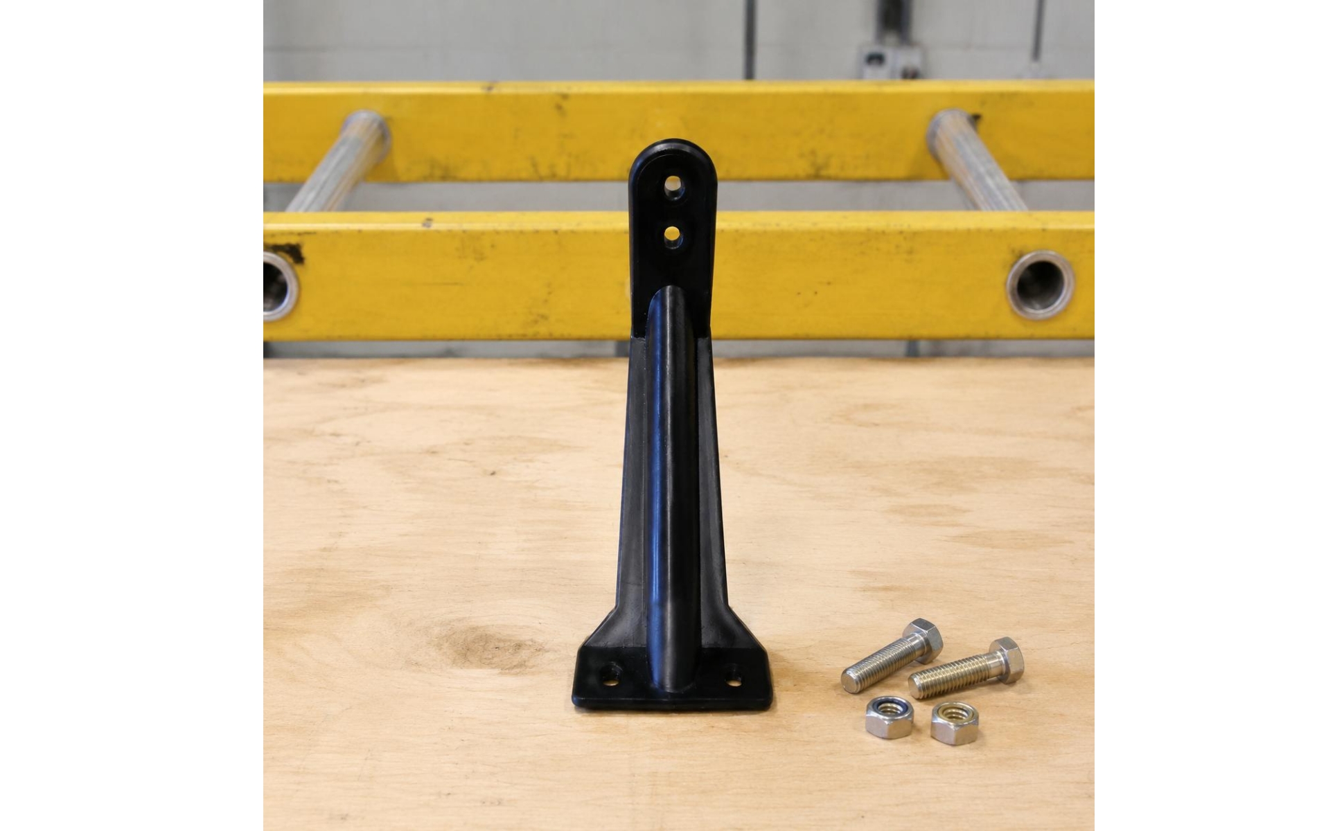 2 Pieces Ladder Reinforcement Bracket Mounting Holes Ladder Reinforcement
