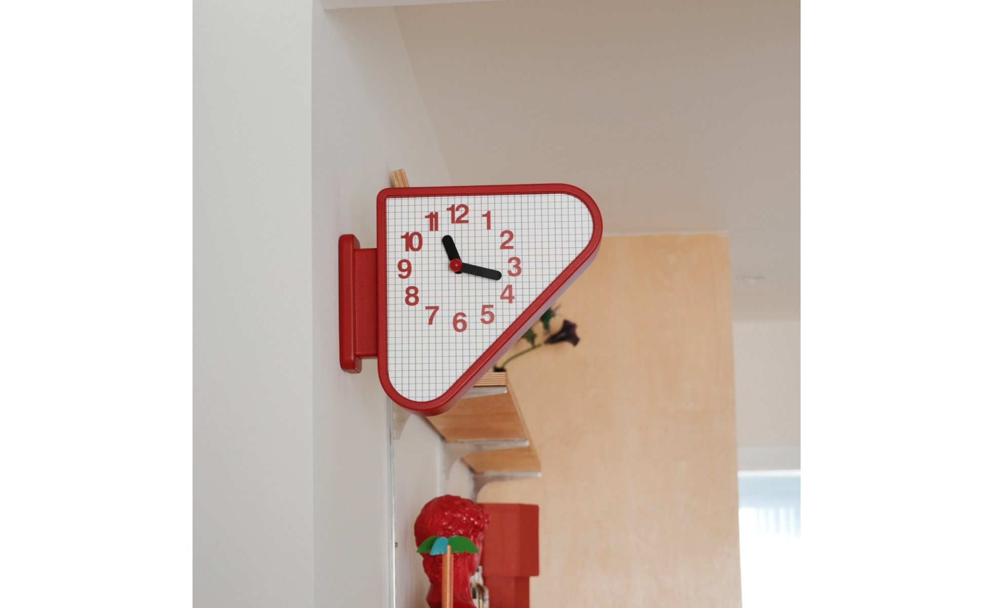 Corner Wall Clock Large Numerals Triangular Wall Clock AA Battery Powered
