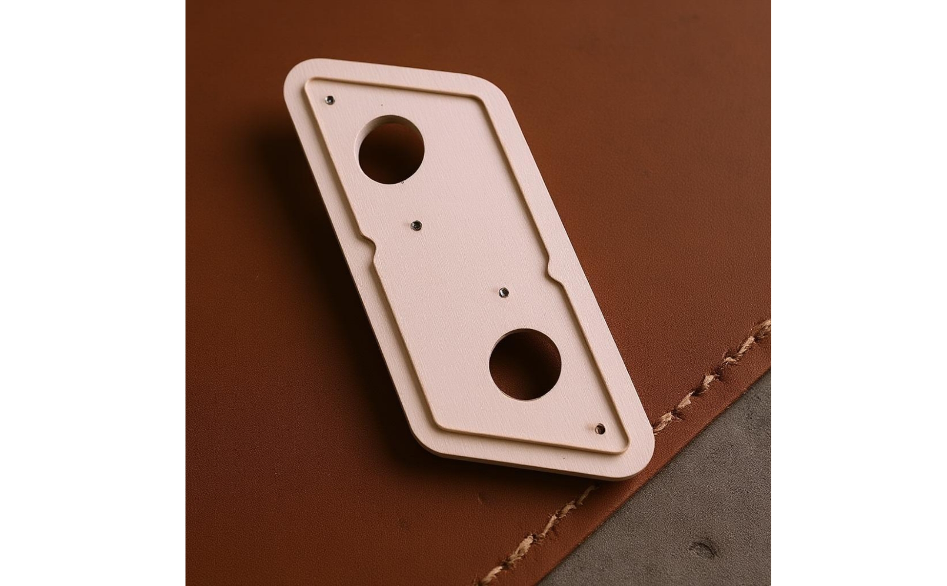 Schneideform aus Holz und Stahl japanische Stahlklinge Lederstanzform