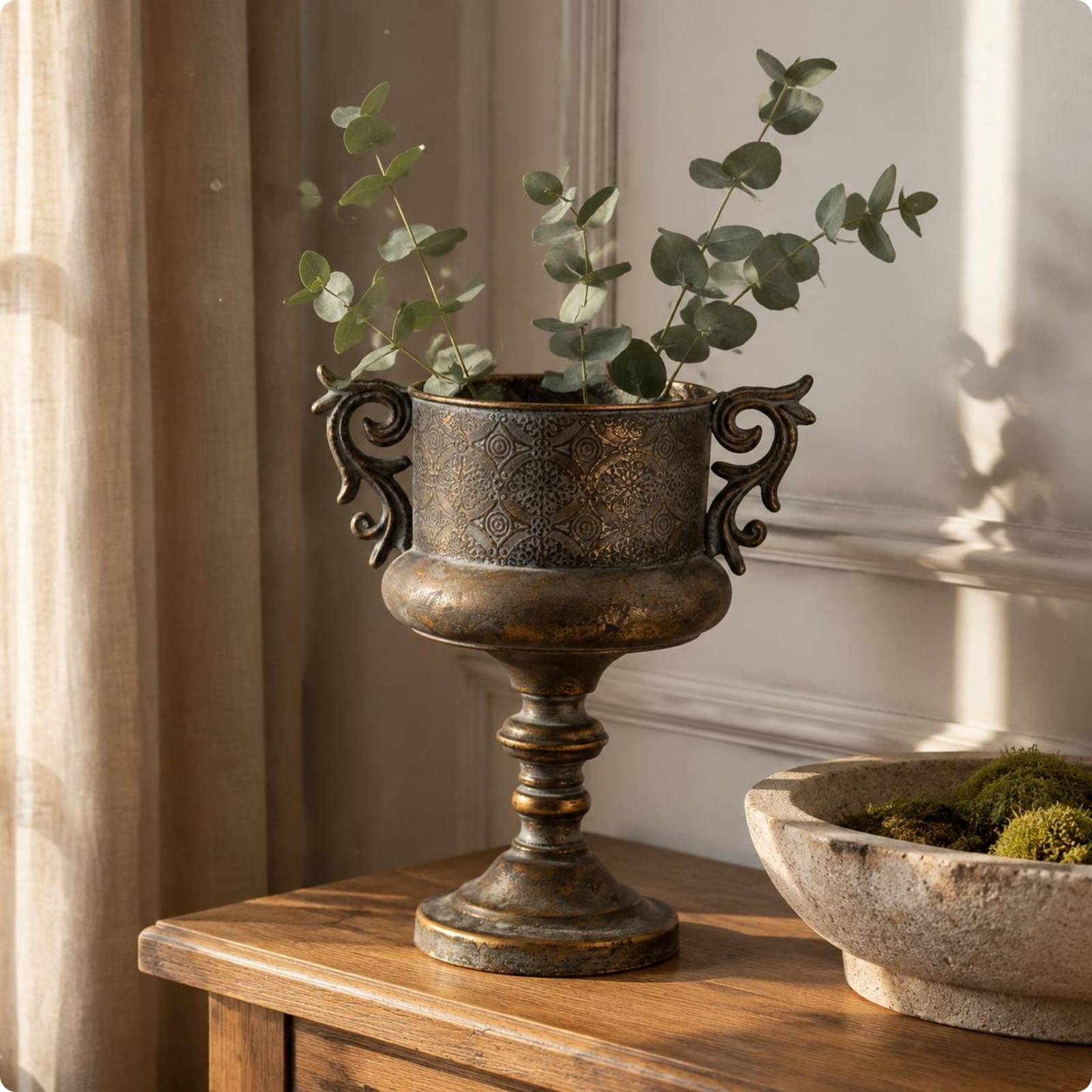 Decorative Flowerpot Distressed Iron Flowerpot Ornate for Indoor Display