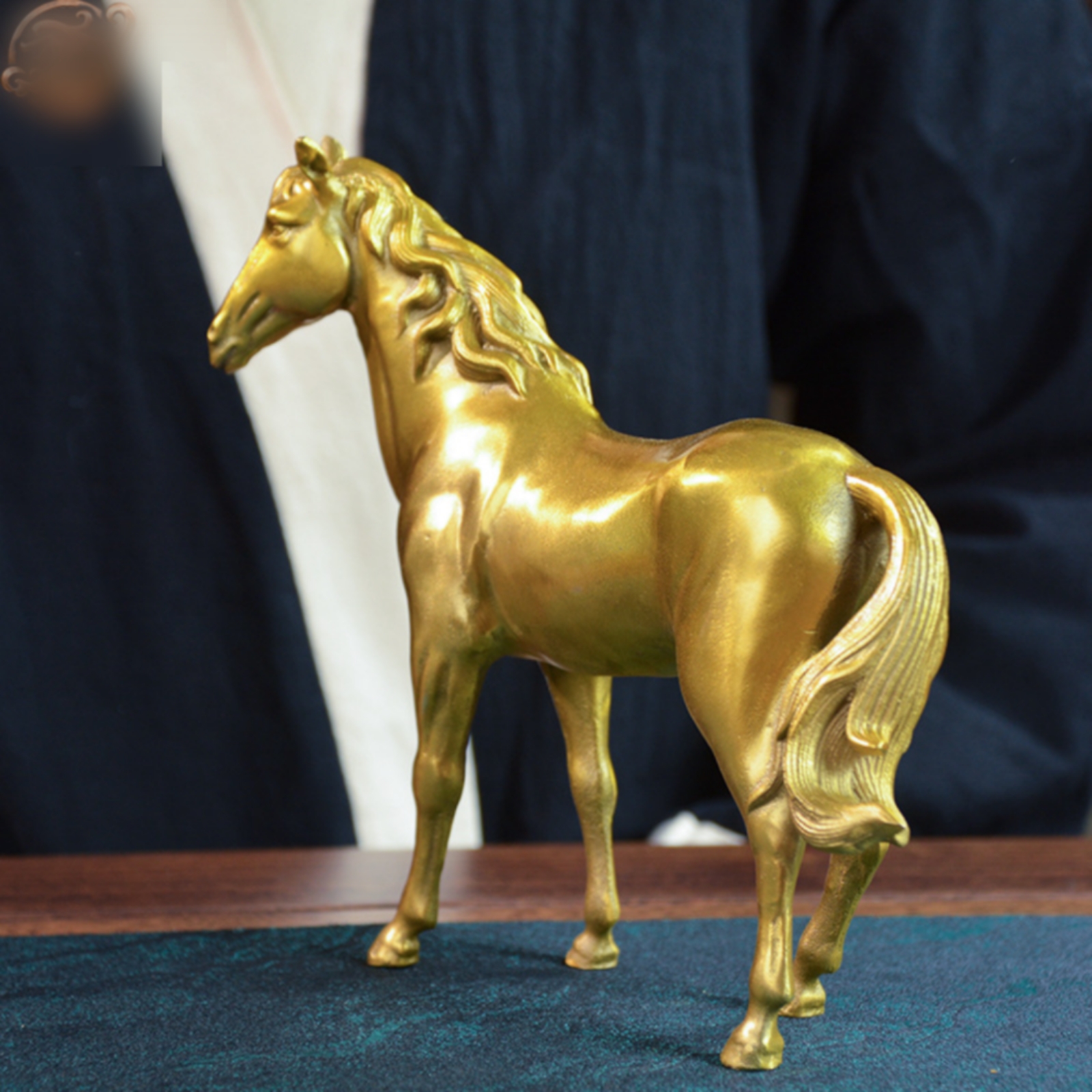 Brass Horse Figurine Long-Lasting Standing Horse Sculpture Fade Resistant detailed image 2