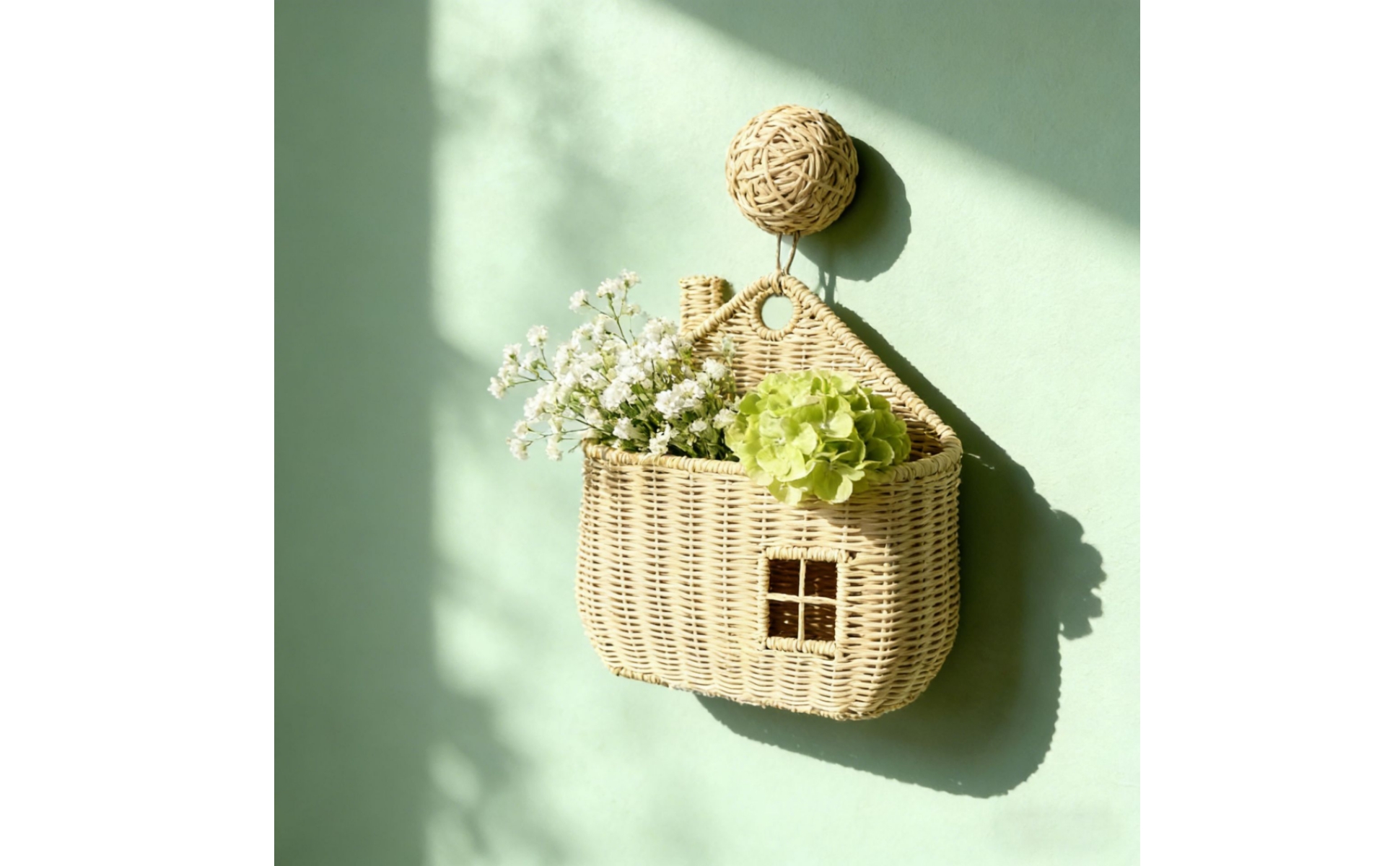 House-Shaped Wall Basket Open-Top House-Shaped Wicker Basket Reinforced Rim