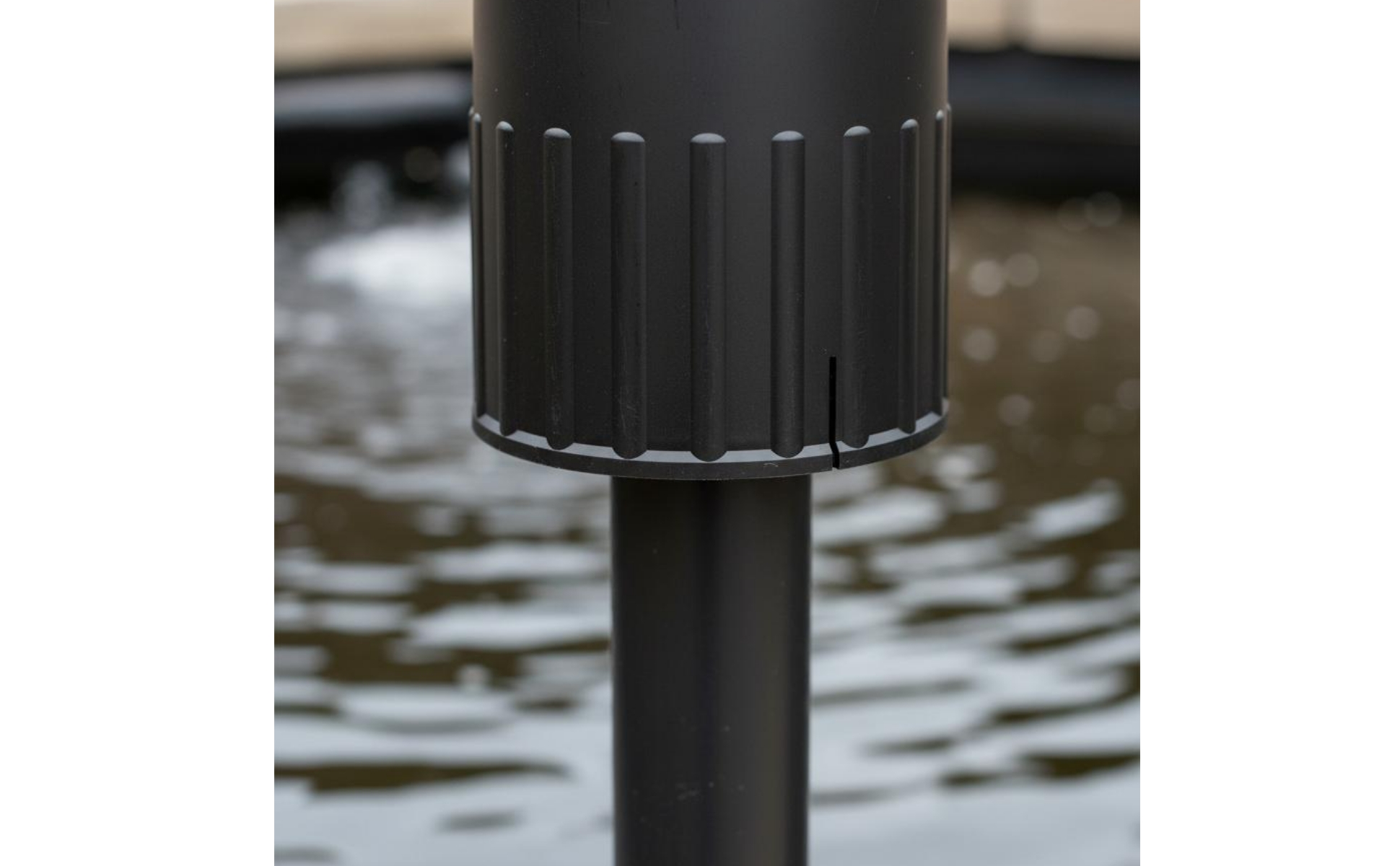 Pond Surface Skimmer Auto-Leveling Floating Pond Skimmer Built-in Filter Basket