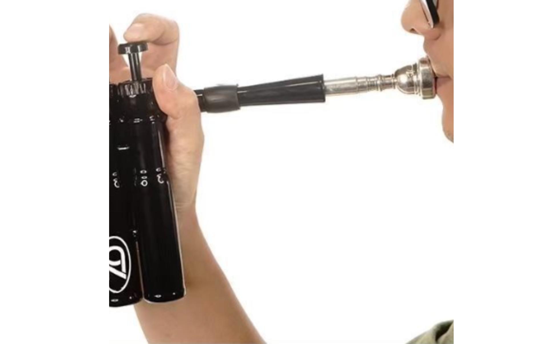 Breath and Fingering Practice Device Two-functionFunction for Home, Students
