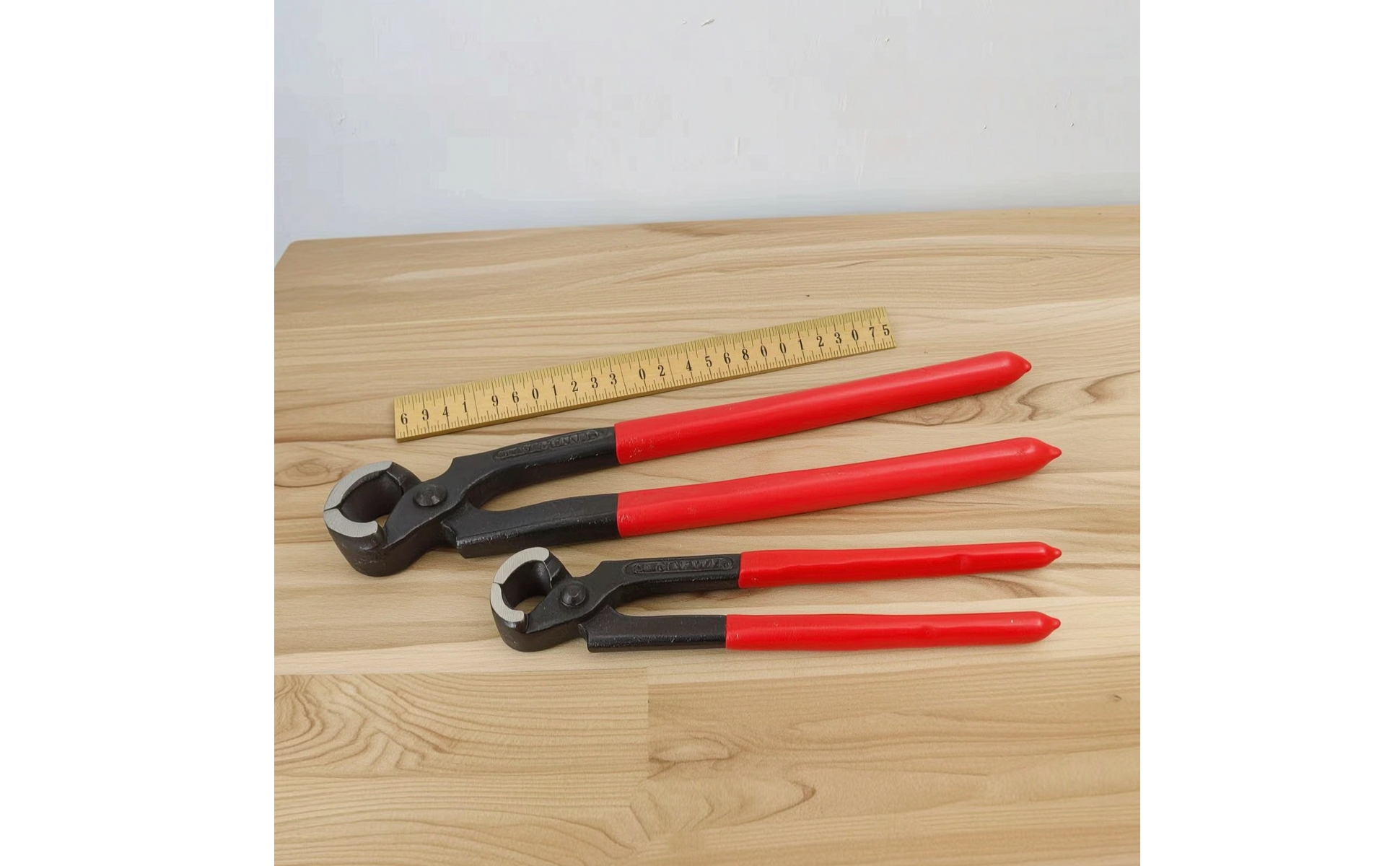 Pulling Carbon Steel with PVC Handles Long-Handle for Mechanics