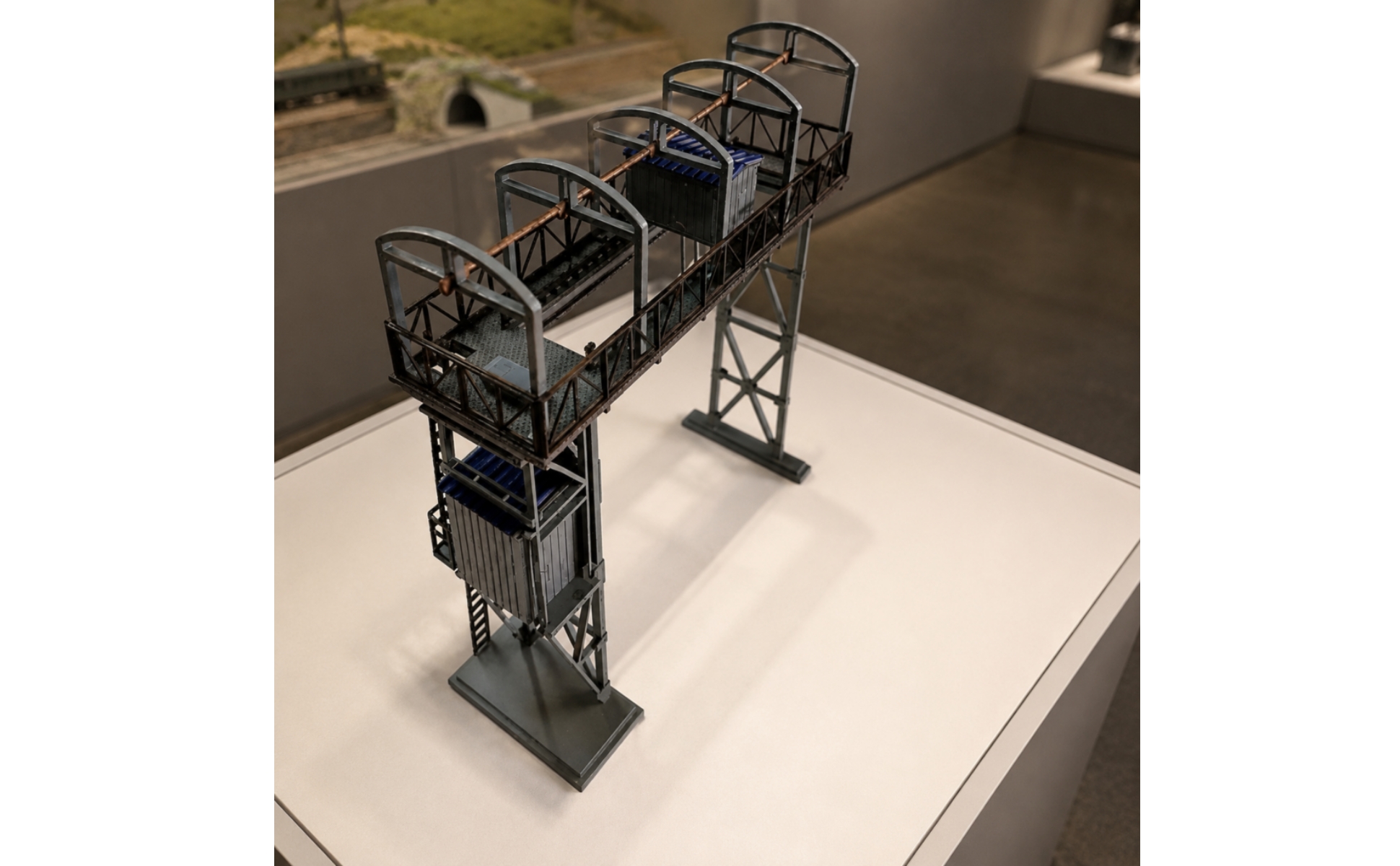 Gantry Crane Model Kit Self-Assembly for Display Shelving, Hobby Builders