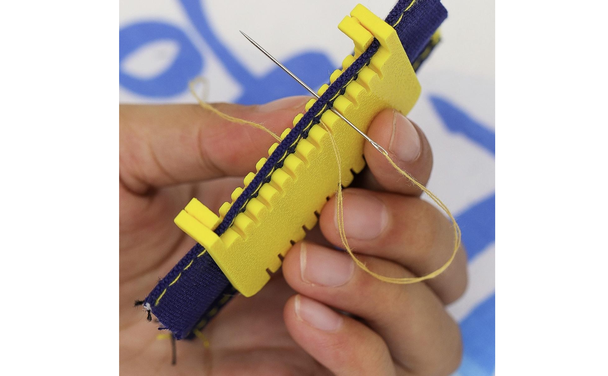 Sewing Guide with Clips Adjustable Seam Guide with Clip Handheld for Quilters