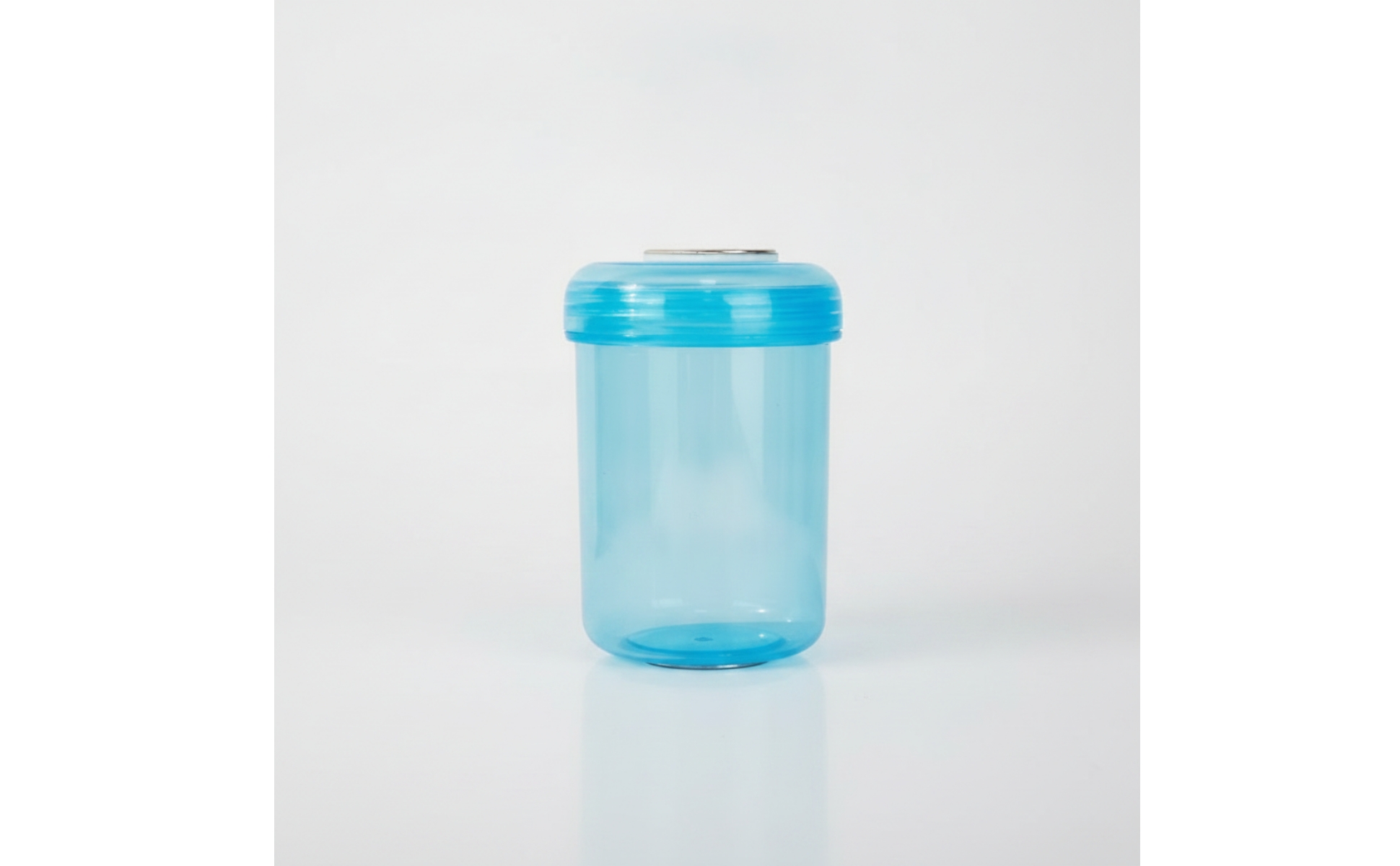 Mouthpiece Soaker Cup with Strap Stick-on for Practice Room, Oboe Players