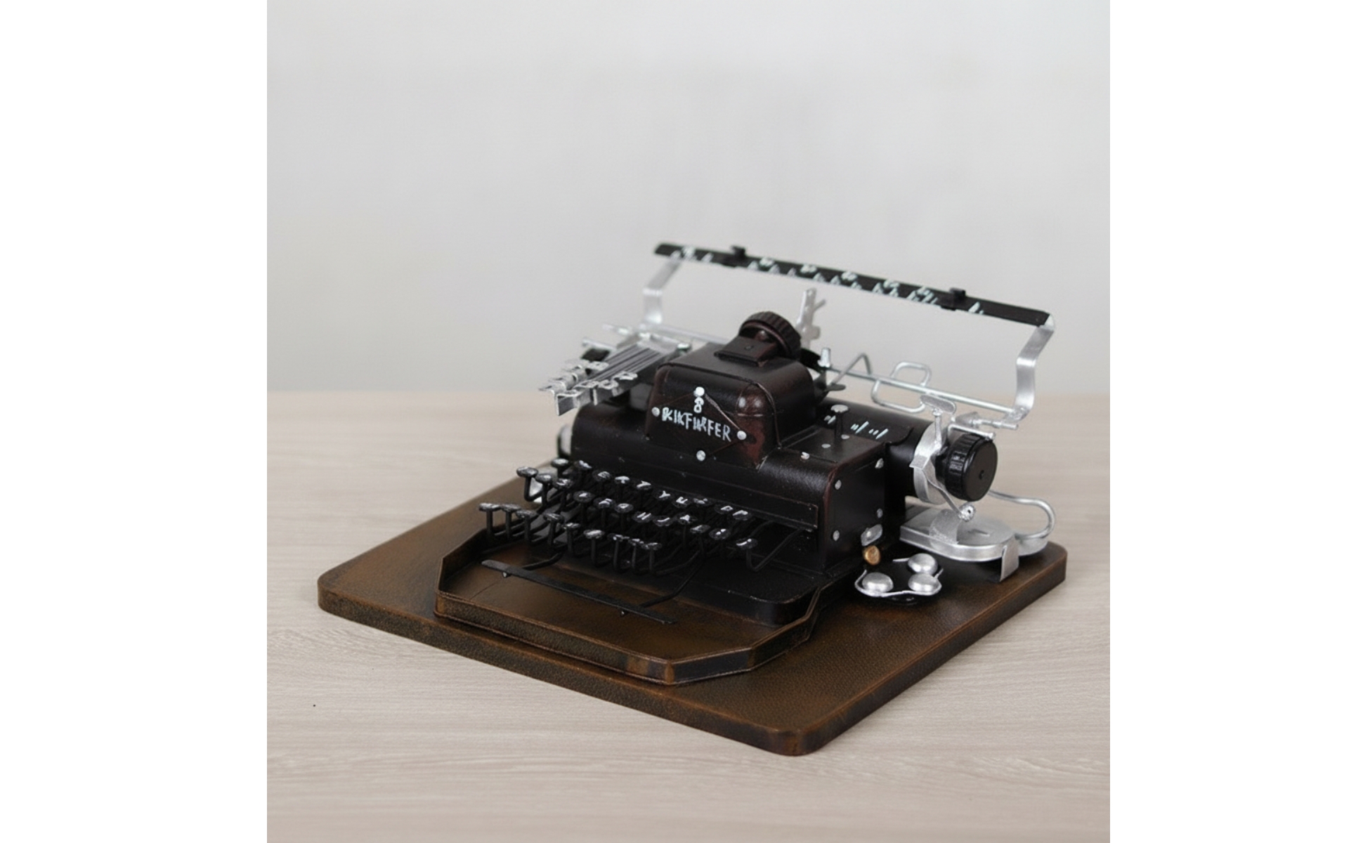 Vintage Typewriter Model Antique Decorative Typewriter Industrial for Collectors