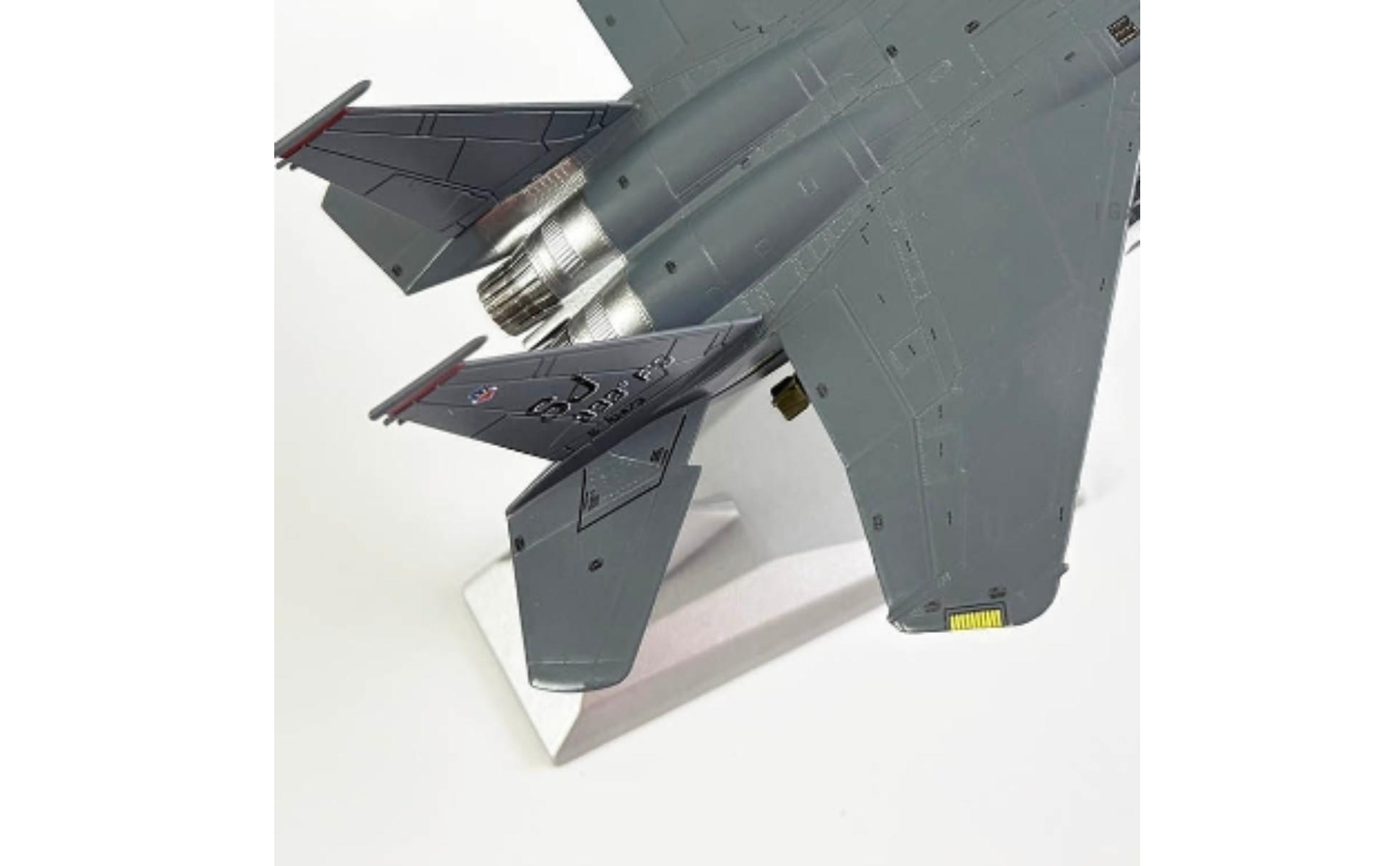 F-15E Modellflugzeug detailliert Kampfflugzeug-Modell maßstabsgetreu für Sammler