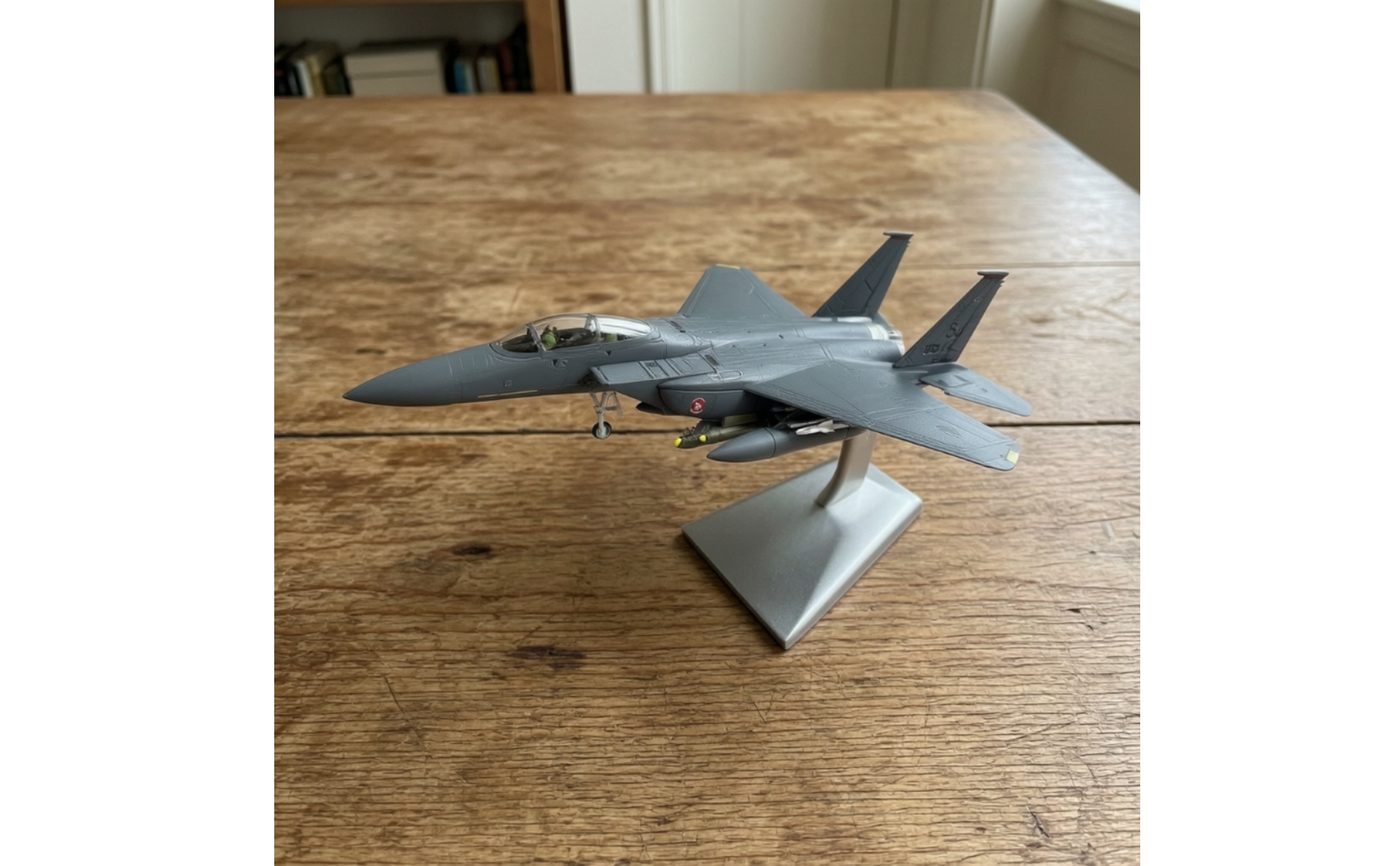 F-15E Modellflugzeug detailliert Kampfflugzeug-Modell maßstabsgetreu für Sammler