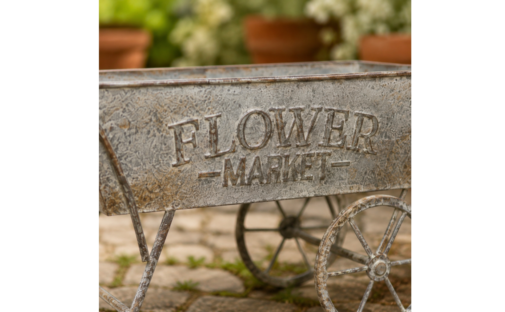 Wheelbarrow Planter Metal Decorative Cart Planter Vintage for Patio, Gardeners