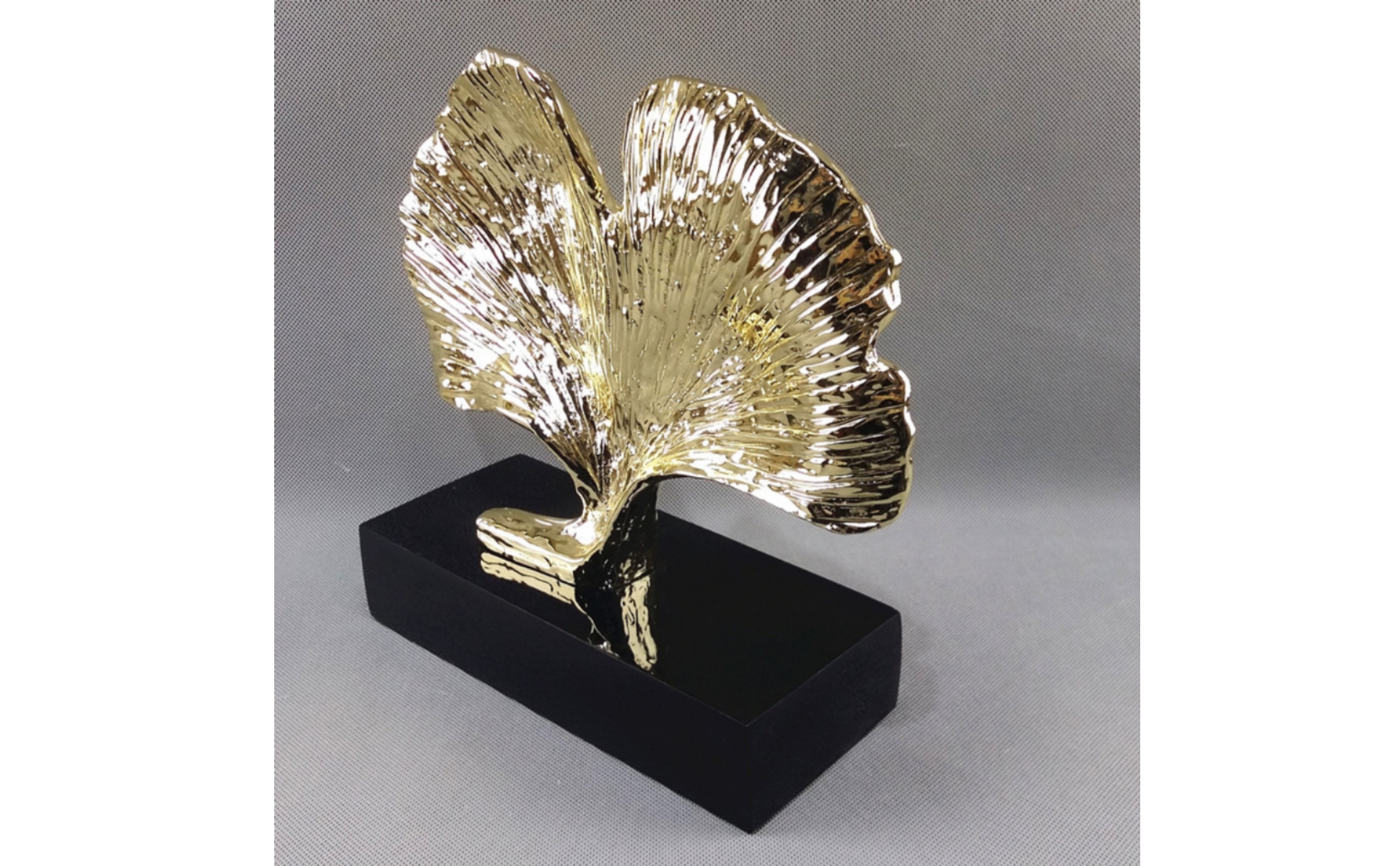 Ginkgo Leaf Sculpture Electroplated Tabletop Ornament with Base Sculptural