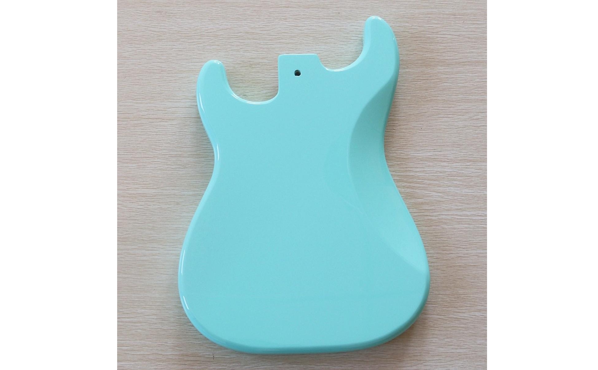 e-gitarren-body aus pappelholz lackiert e-gitarren-korpus massiv für gitarrenbau