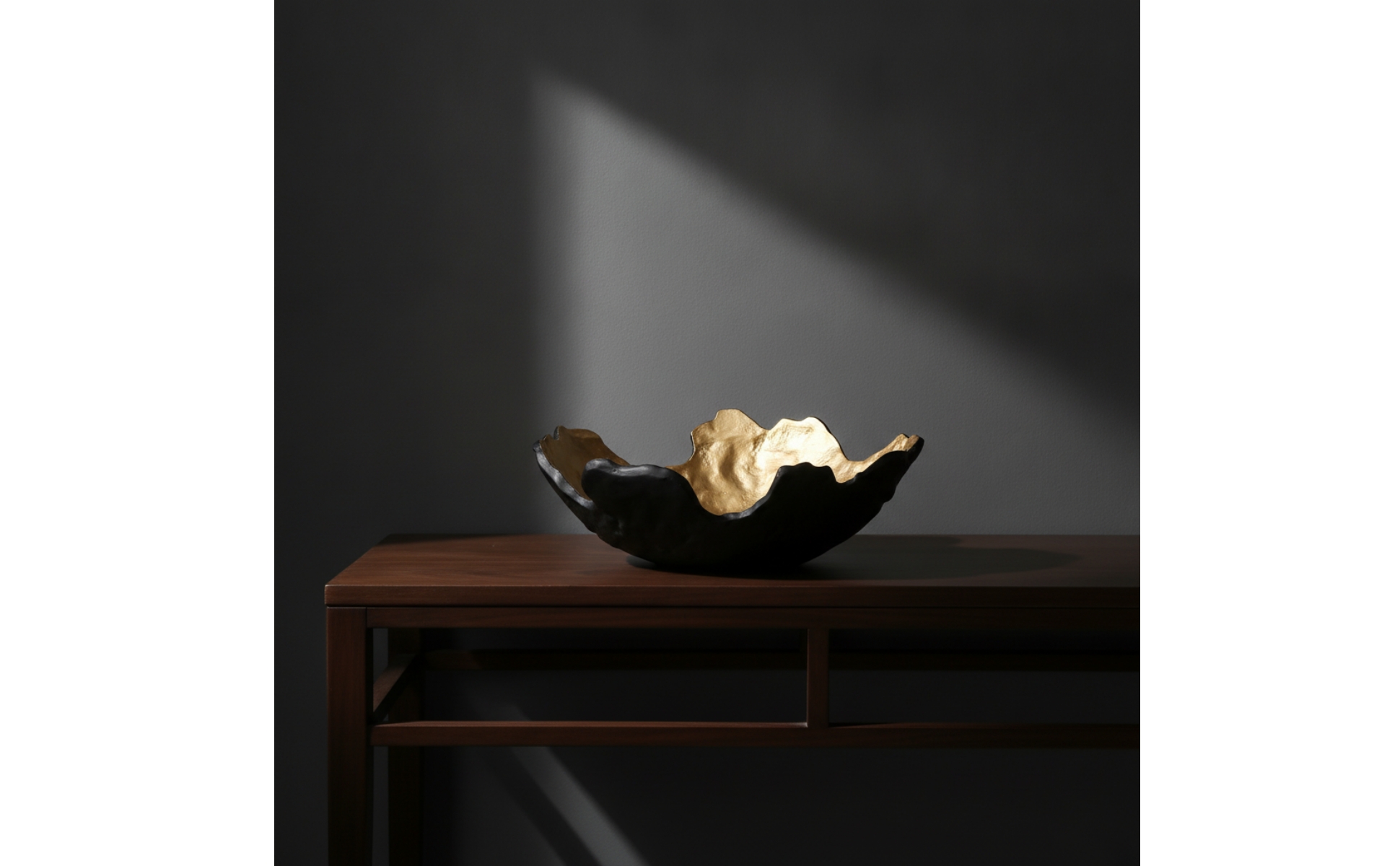 Irregular Decorative Bowl Wabi-Sabi Decorative Fruit Tray Artisanal for Tabletop
