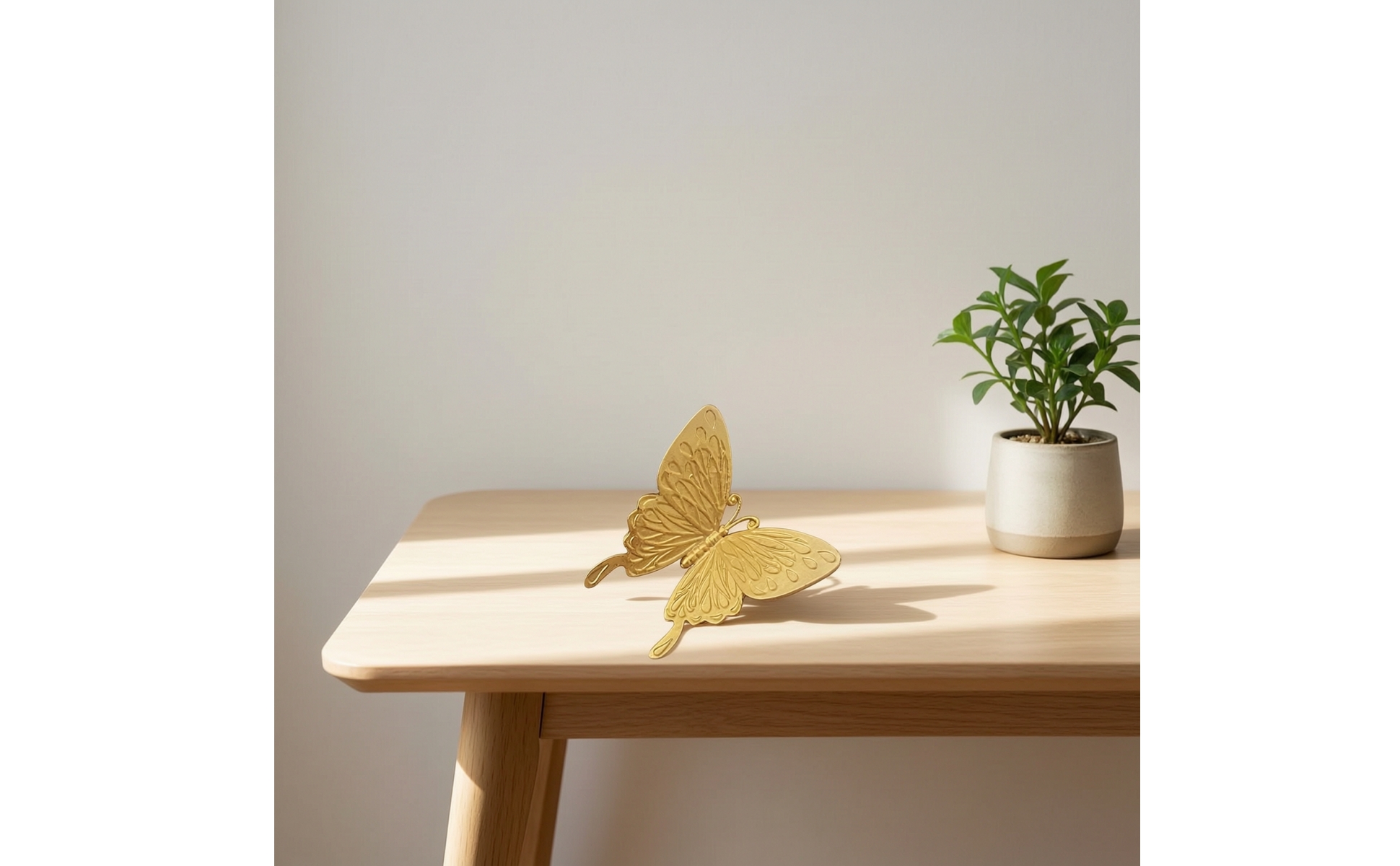 Insektenfigur goldfarben Insekt aus Metall metallisch für Regal, Schreibtisch