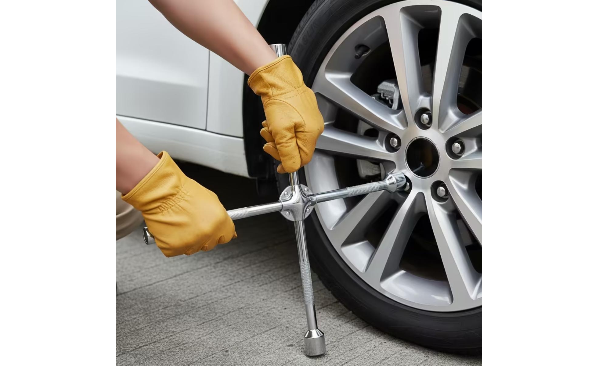 Cross-Shaped Socket Wrench with Clip Chrome-Plated for Motorists, Mechanics