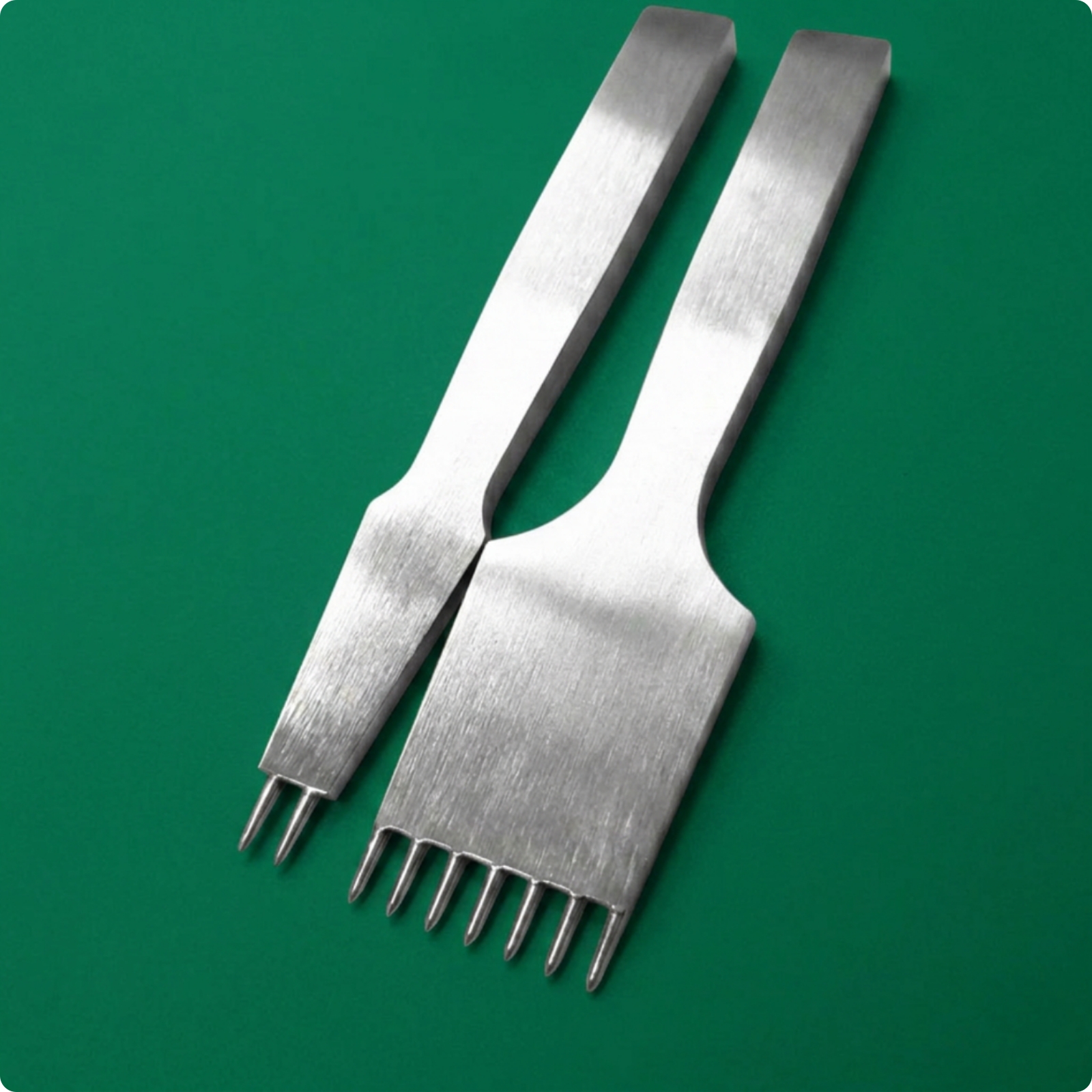 2 Pieces Pricking Iron Long-Lasting Leather Marking Tool Flat