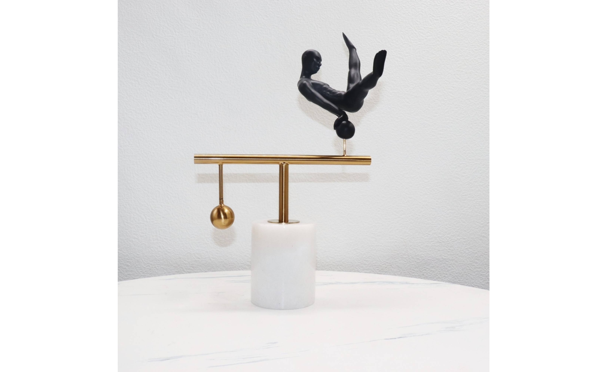 Acrobatic Figure Statue Modern Human Figure Sculpture Contemporary for Bookshelf
