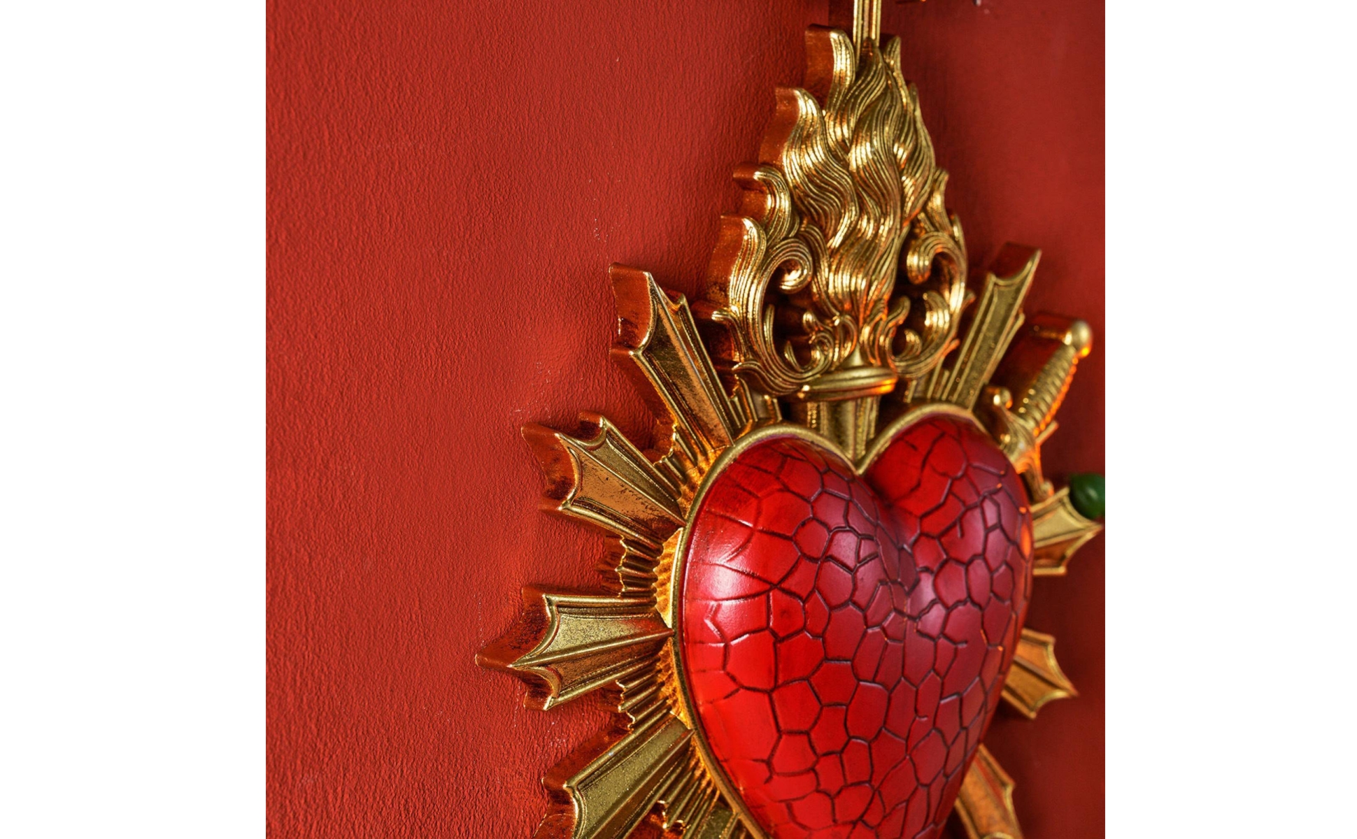 Sacred Heart Plaque Gothic Heart Wall Decor with Cross Religious for Entryway
