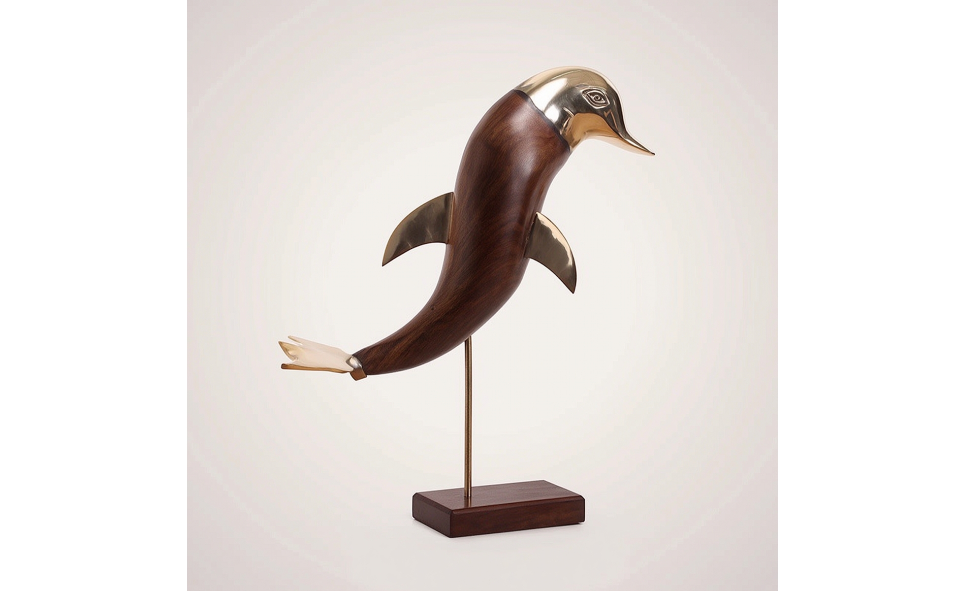 Dauphin En Bois et Métal Décoratif Figurine de Dauphin Élégant pour Bibliothèque