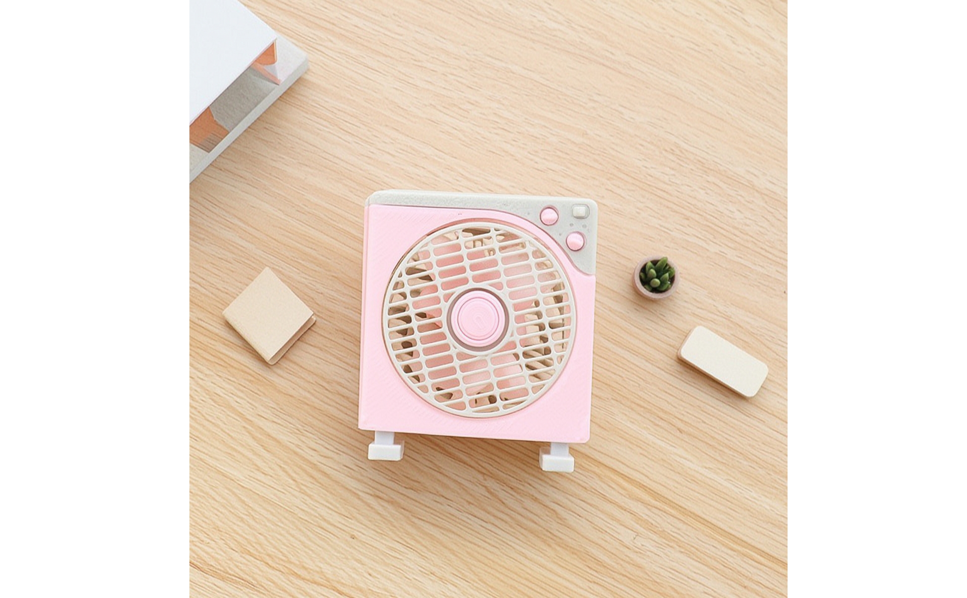 Miniature Fan Model Vintage-Style Dollhouse Fan Retro for Photo Props, Hobbyists