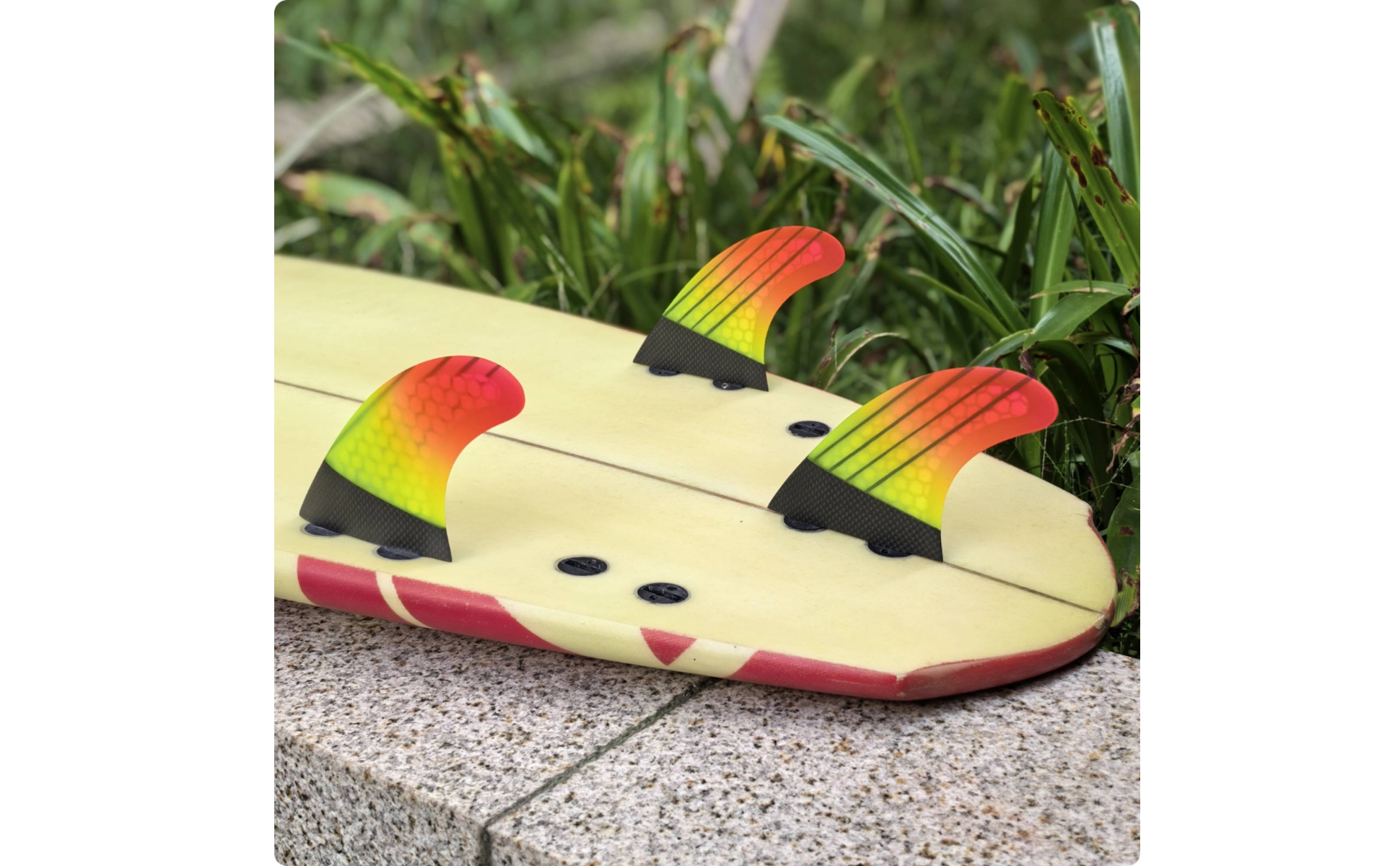3 Pieces Surfboard Fin with Double-Tab Base FCS-Compatible-Style Thruster Fin