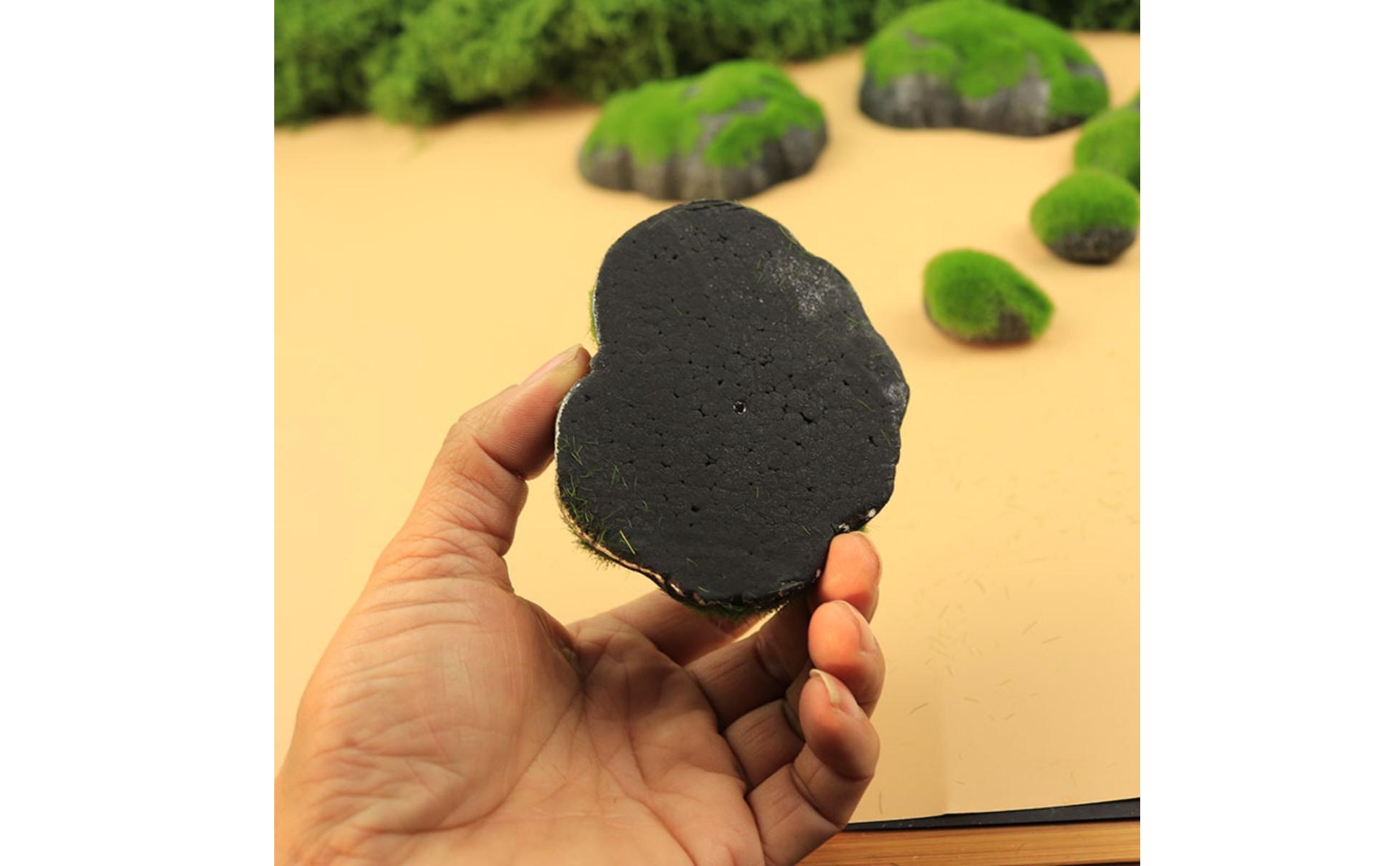 10 Pieces Flocked Lichen Stones Mossy Artificial Lichen Rocks Realistic