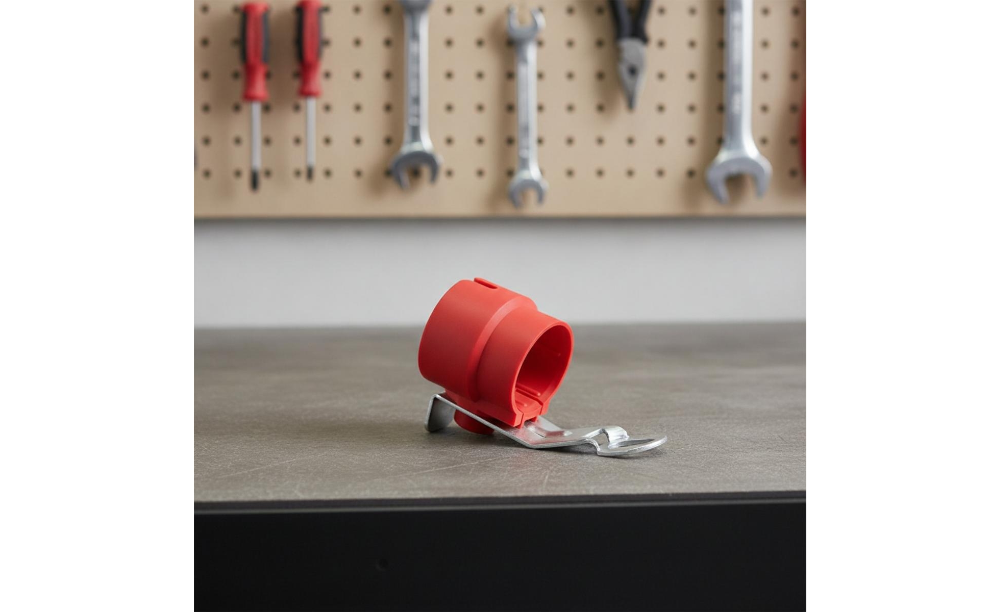 Trailer Plug Holder with Bracket Pre-Drilled Trailer Connector Holder for Towing