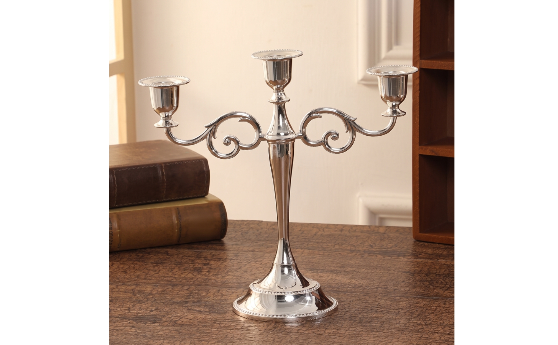 3-Arm Candelabra Tabletop Candelabra with 3 Arms Scrollwork for Weddings, Brides