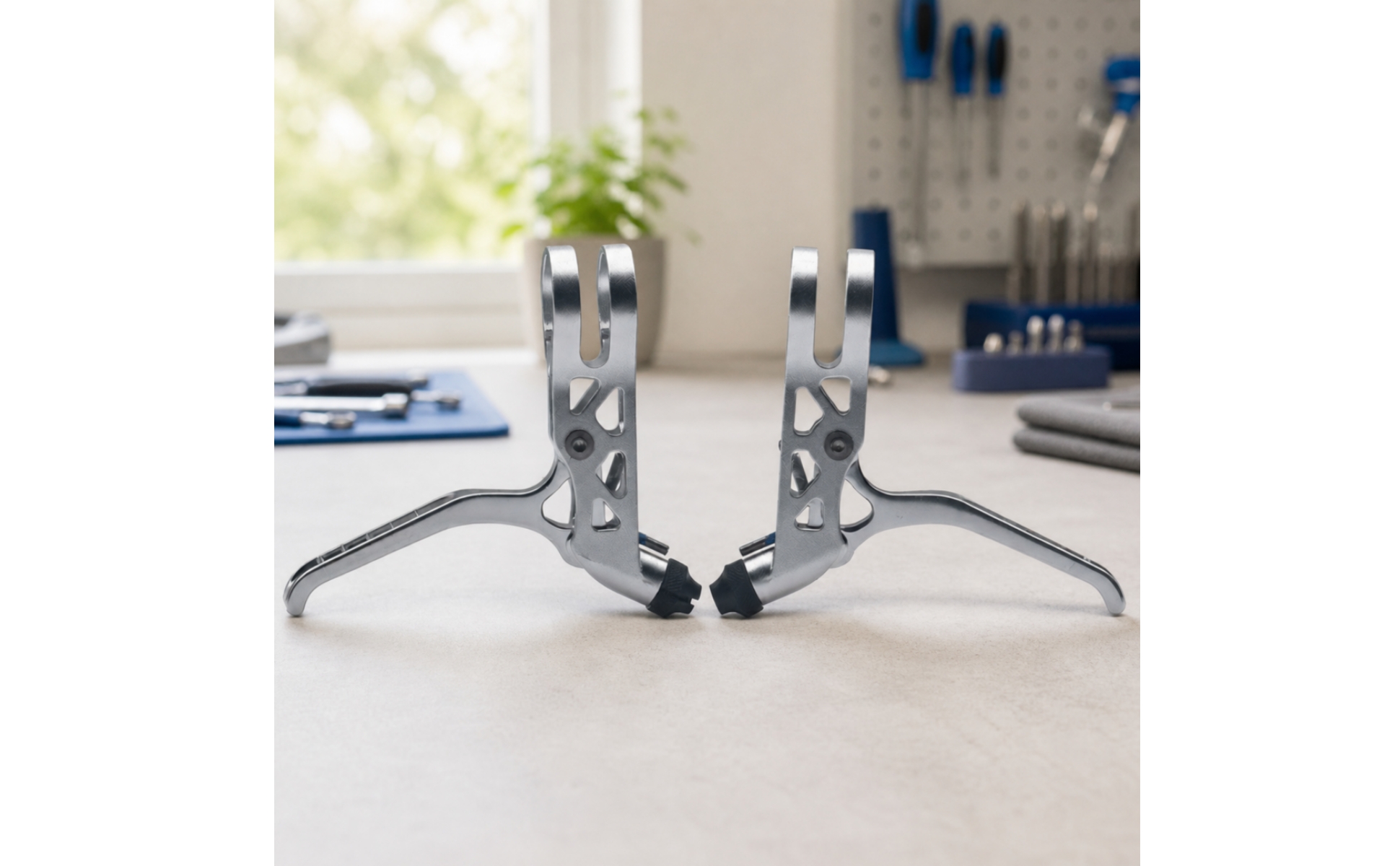 Folding Bike Brake Lever CNC-Machined for City Cycling, Cyclists, Commuters