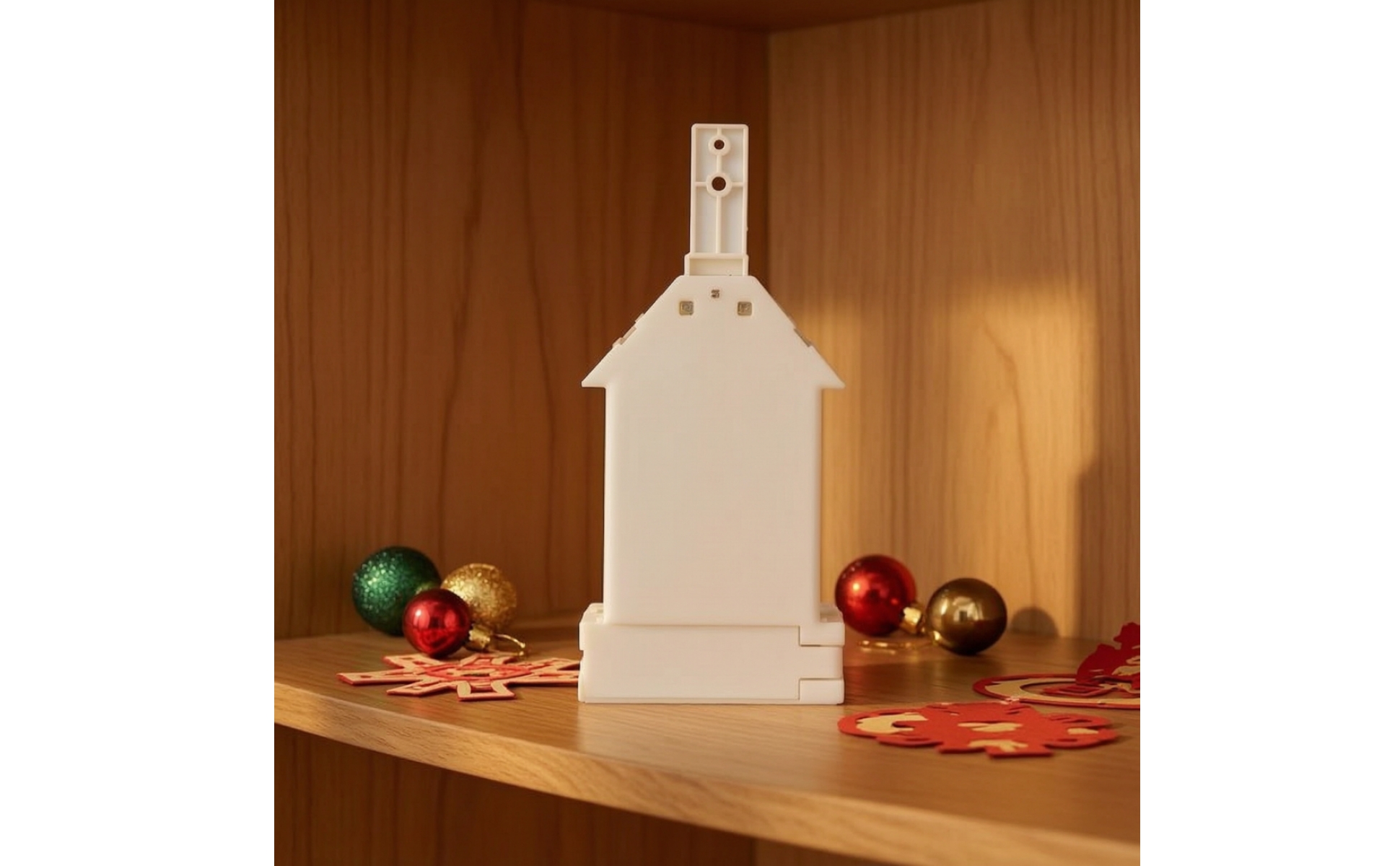 House-Shaped Display Toy Compact Point-of-Purchase Display with Hook Lightweight