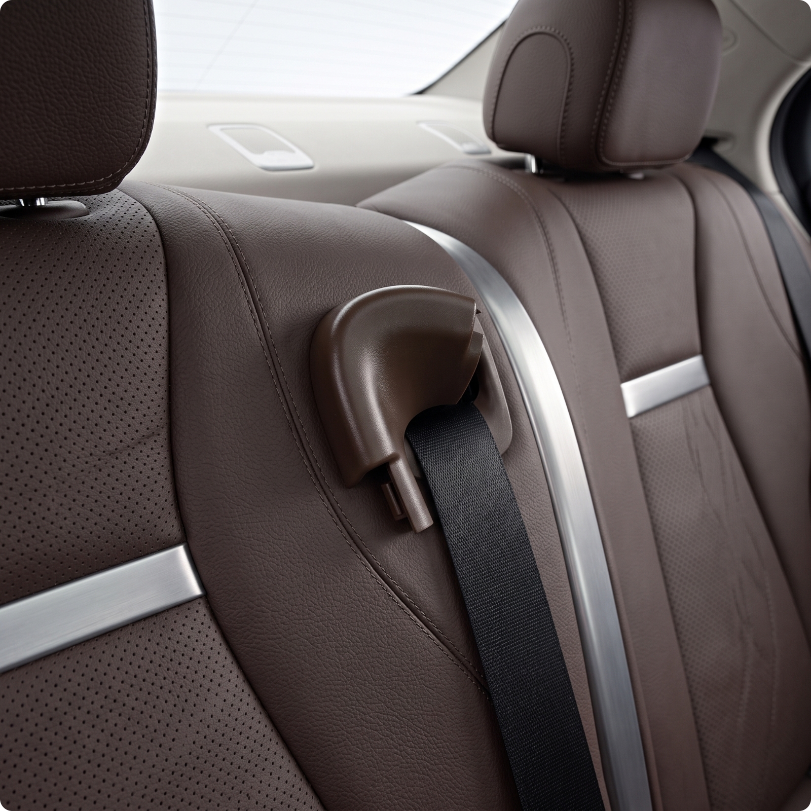 Rear Seat Belt Guide Cover Single-Piece Safety Restraint Cover