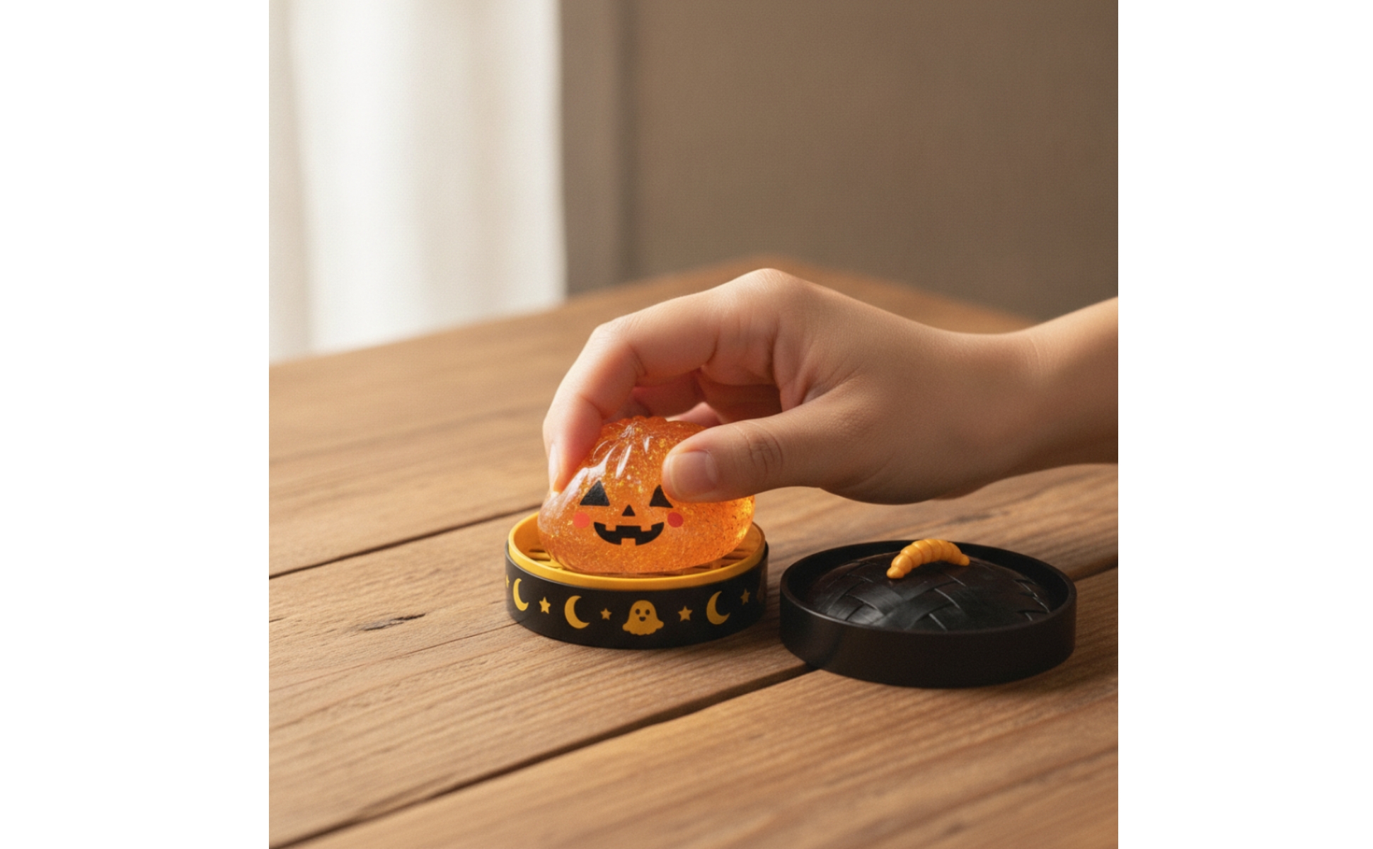 5 Pieces Ghost Dumpling Squishy Spooky-Cute with Tray Halloween