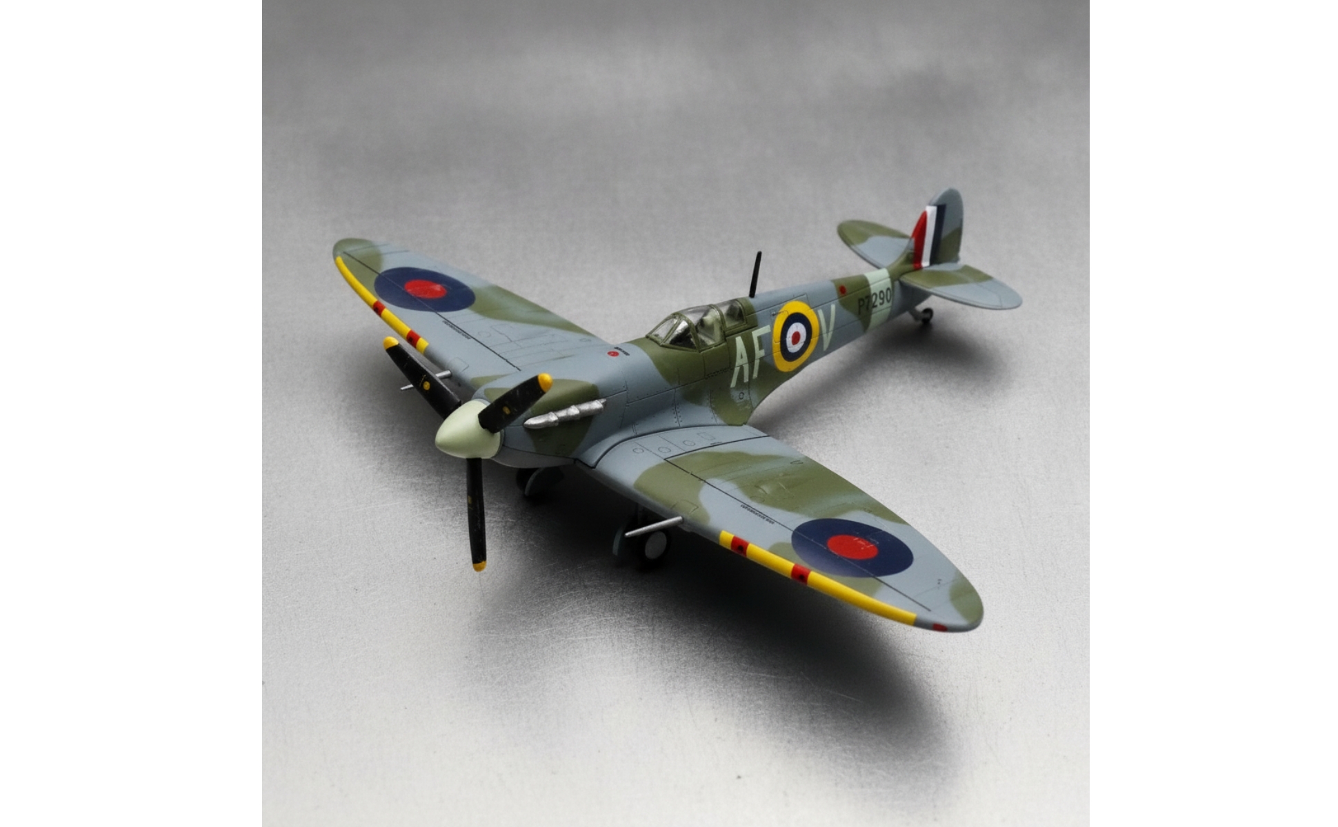 Historic Warbird Die-Cast Model Airplane WWII Historic Warbird Model Airplane