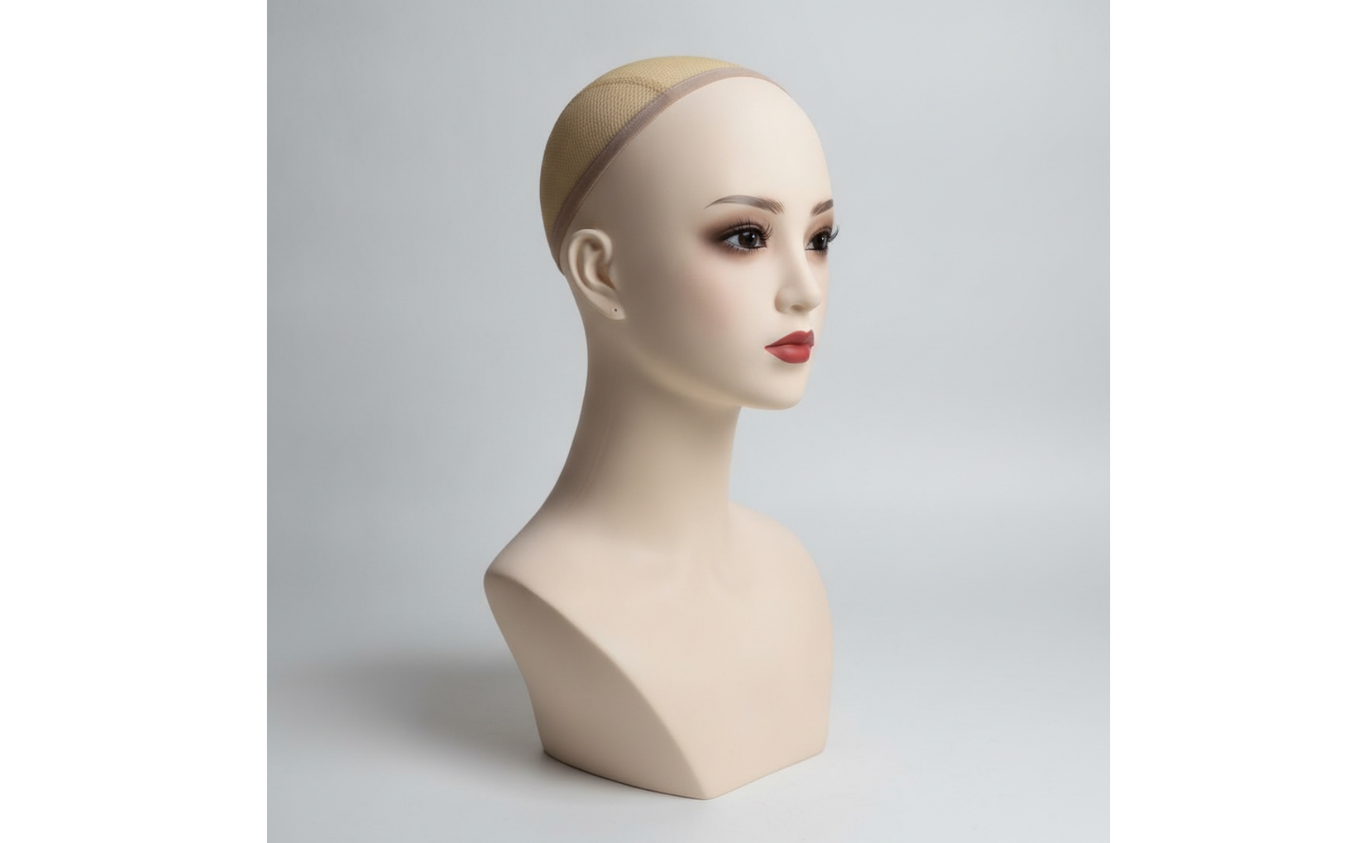 Mannequin Head with Shoulders Realistic Hairpiece Head Female for Salons