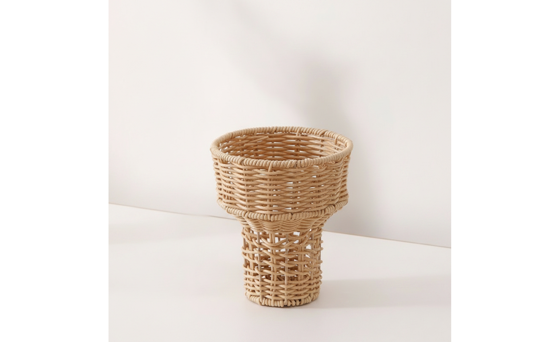 Pedestal Basket Woven Basket with Stem Artisanal for Wedding Decor, Florists