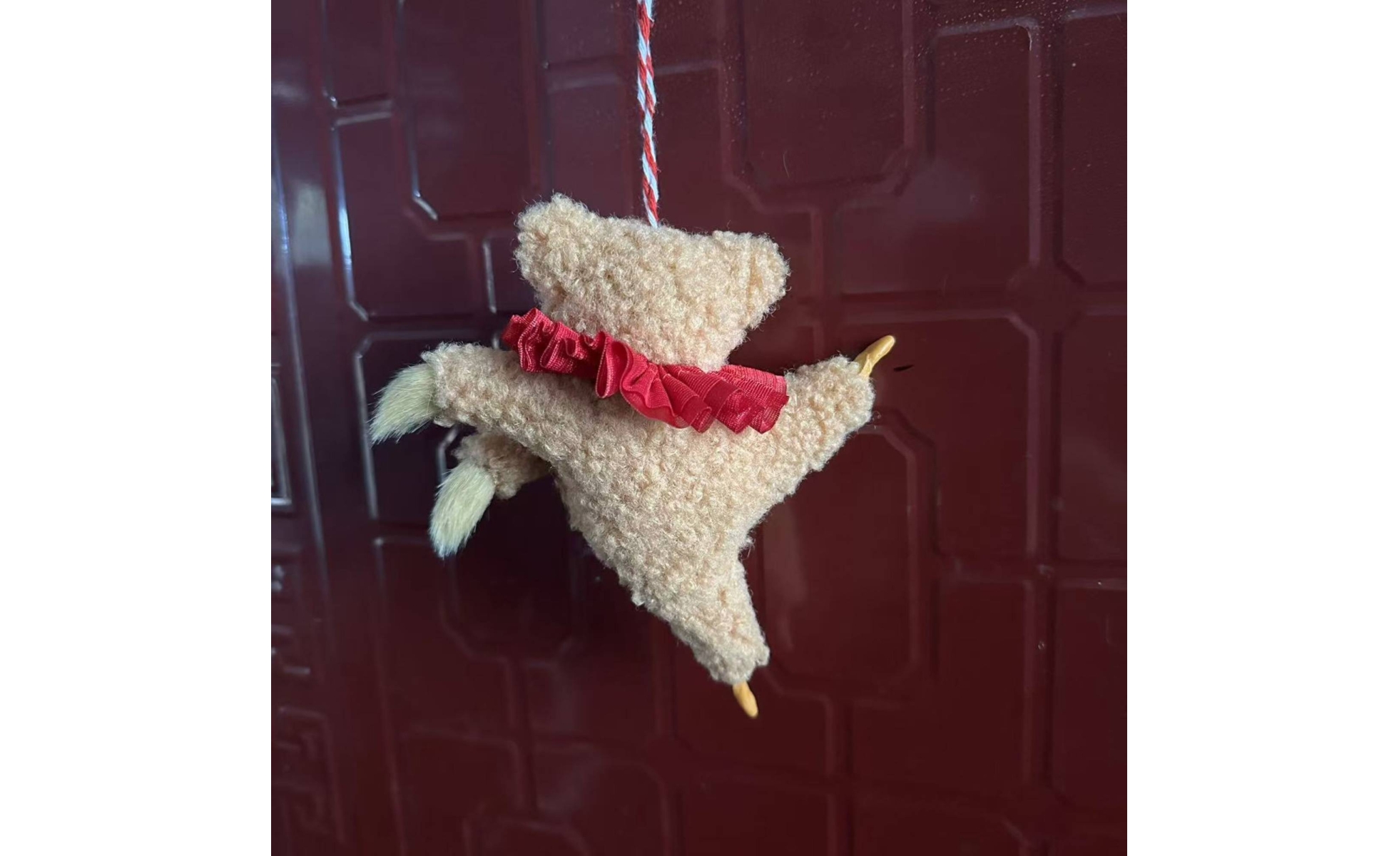 Ourson En Peluche avec Collerette Adorable En Peluche avec Corde Suspendue