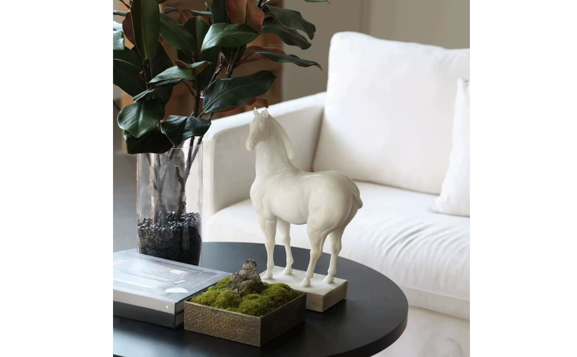 Horse Statue with Base Tabletop Horse Art Sculpture Glossy for Entryway, Office