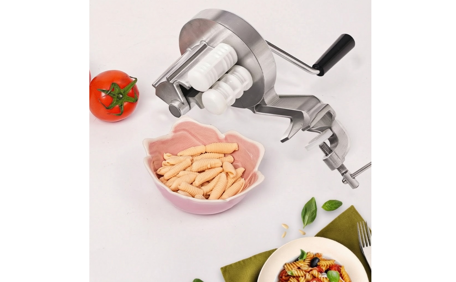 Hand-Crank Pasta Maker Tabletop Manual Pasta Machine Food-Grade for Home Cooks