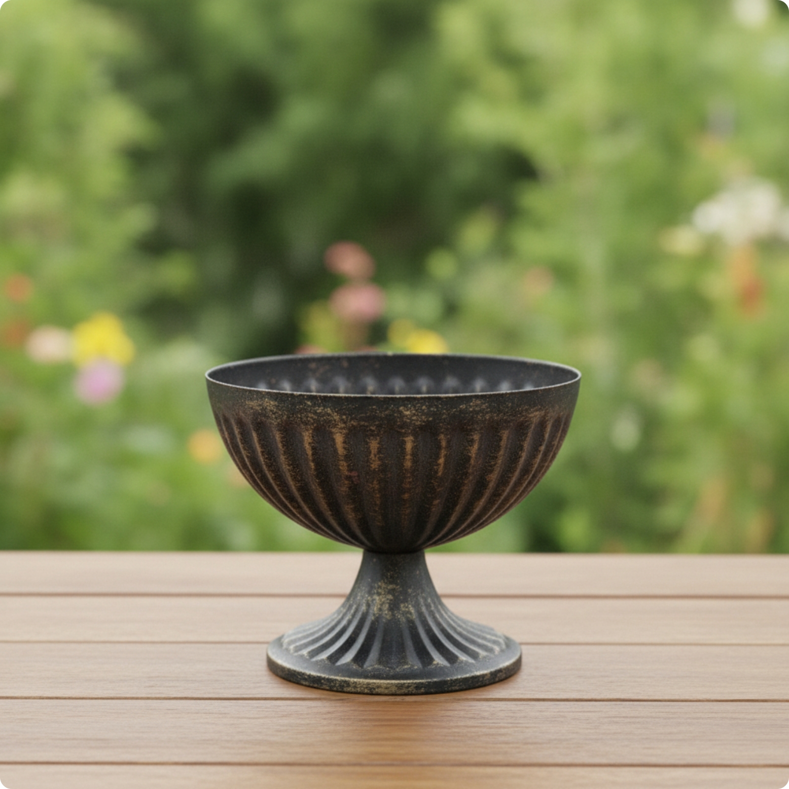Iron Flower Vessel Rustic Flower Urn Freestanding for Photo Shoots