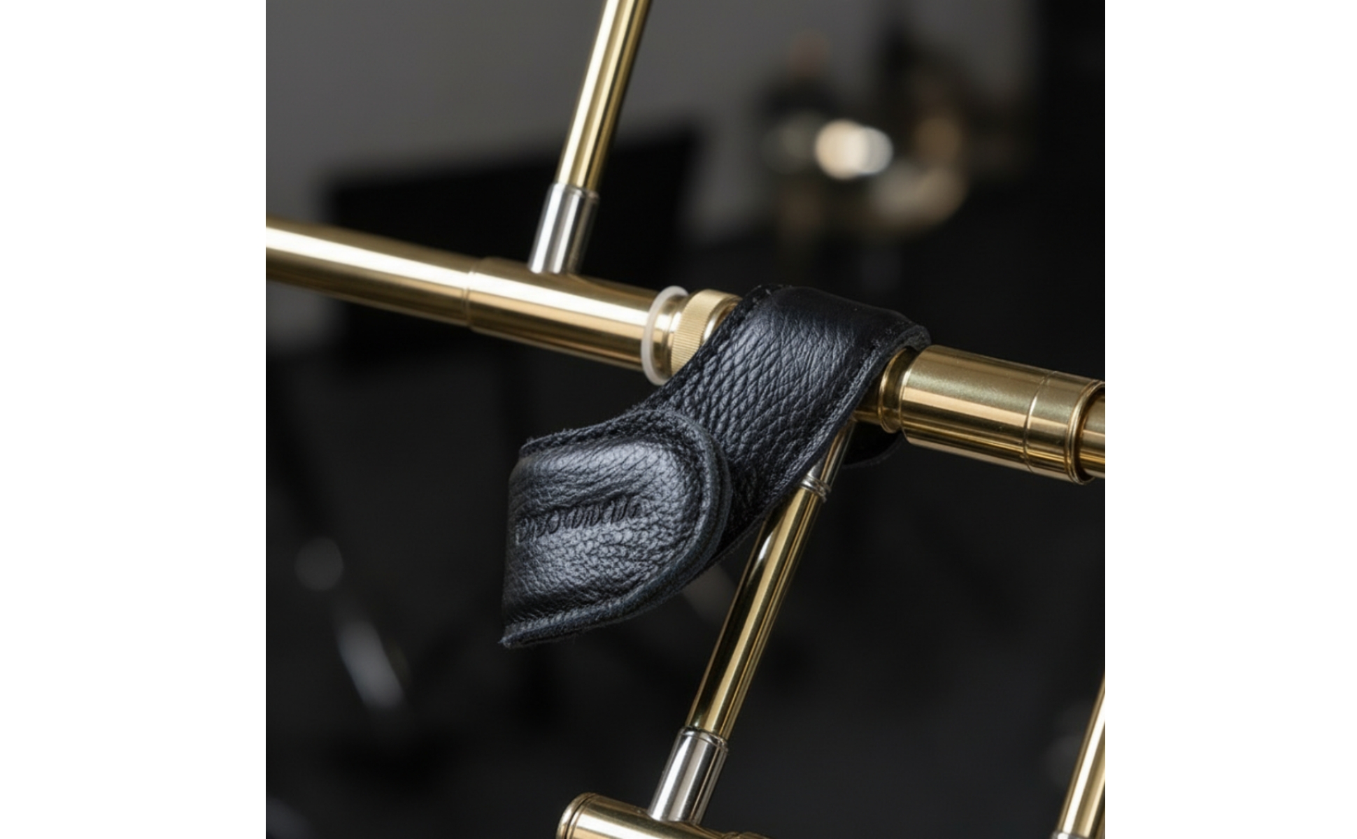 Brass Instrument Hand Rest Ergonomic Brass Instrument Grip with Leather Wrap