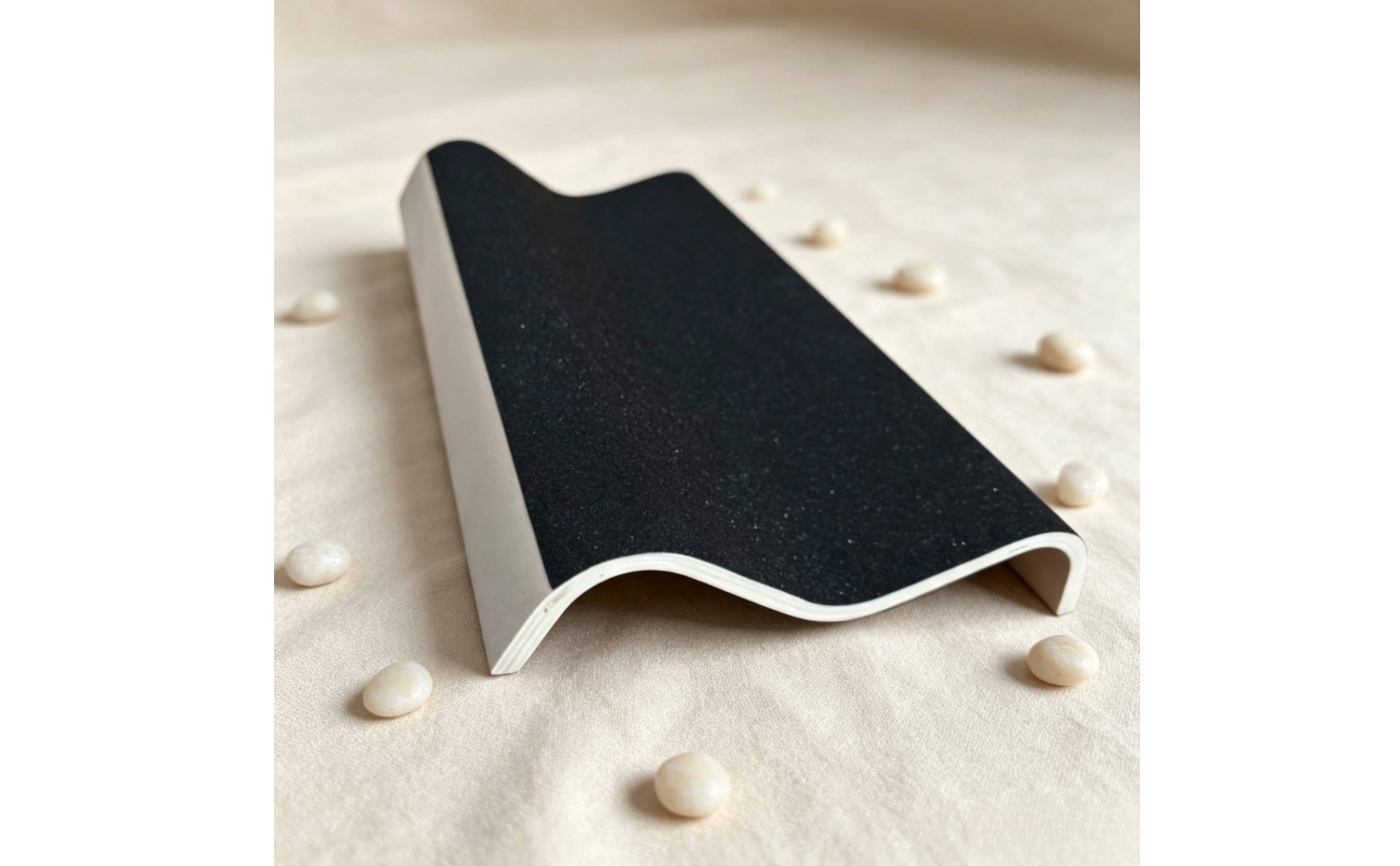 Dog Nail Scratch Board Wooden Dog Nail Filing Board Abrasive for Dogs